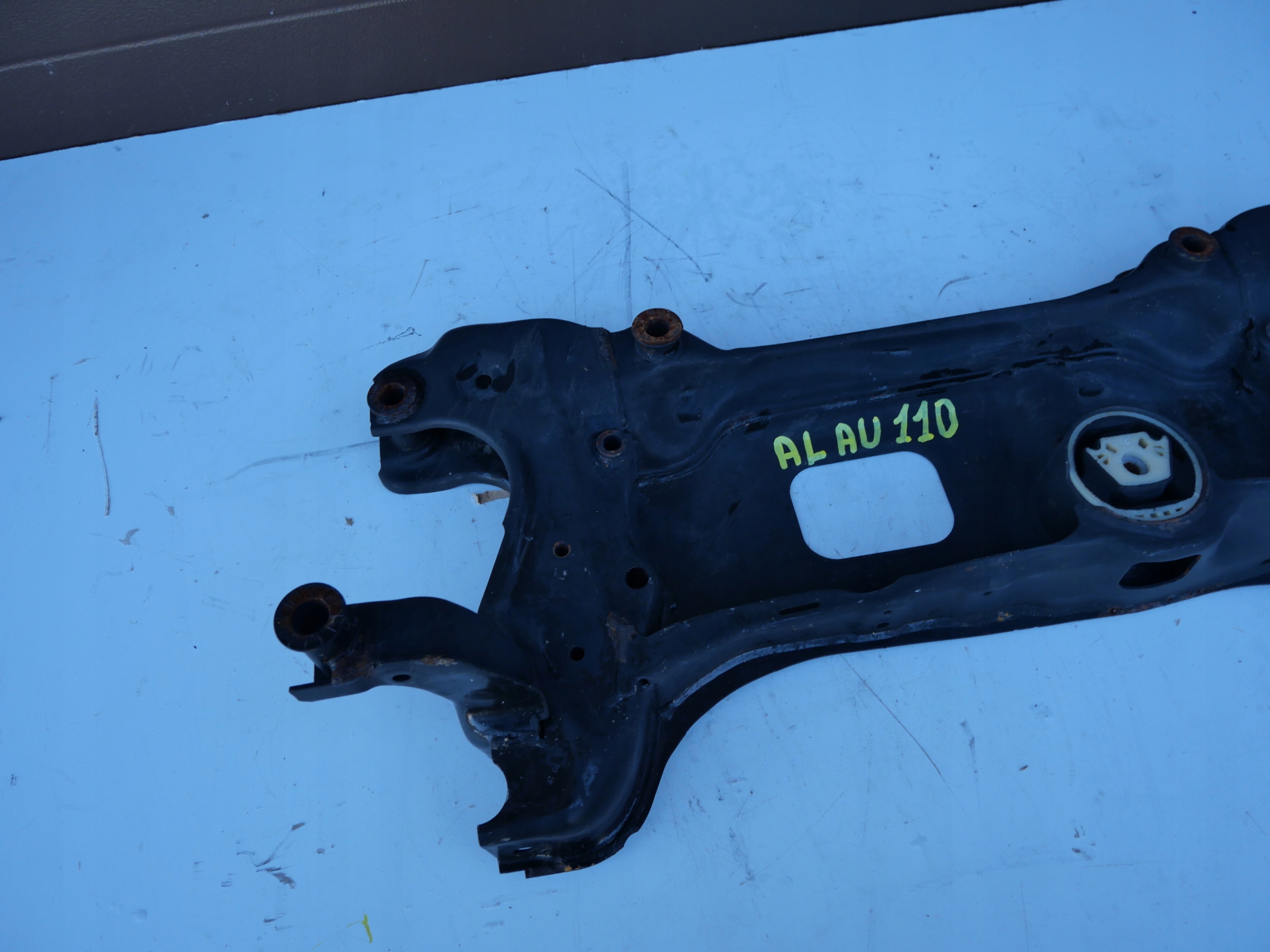 axle beam subframe axle beam front VW CADDY 2K5 1K0199315B