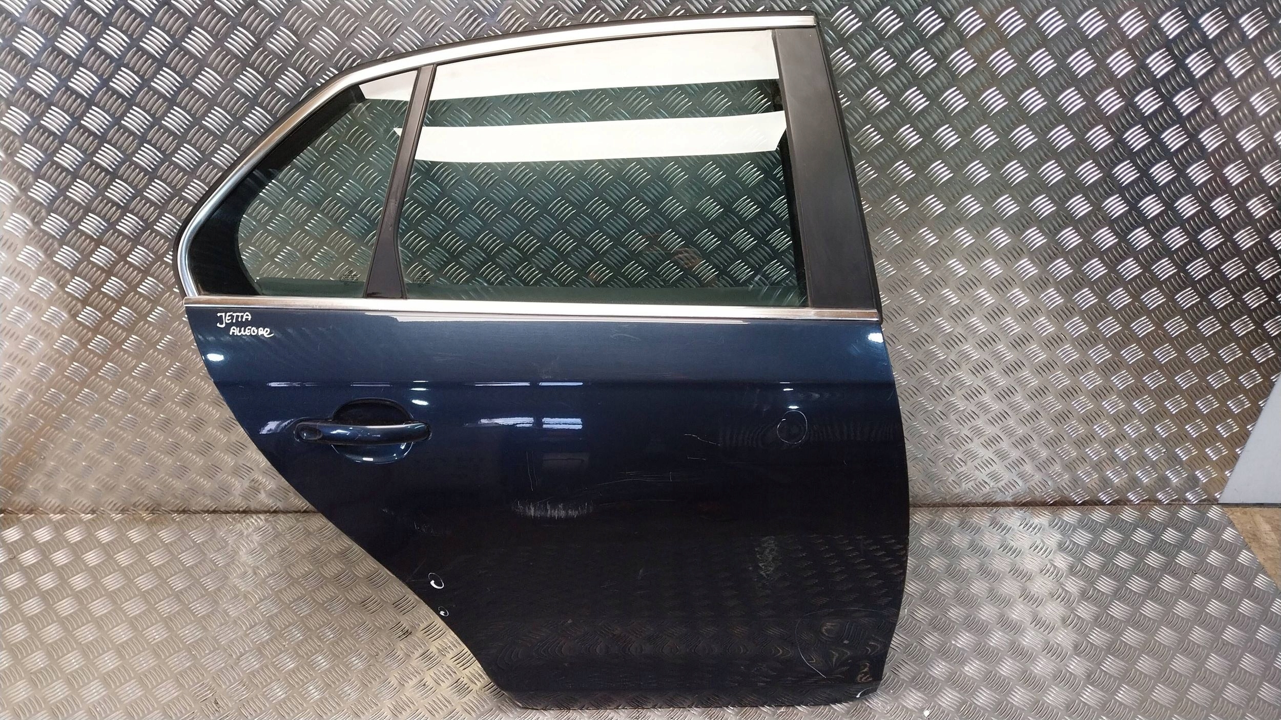Portière Arrière Droit VW JETTA V 05