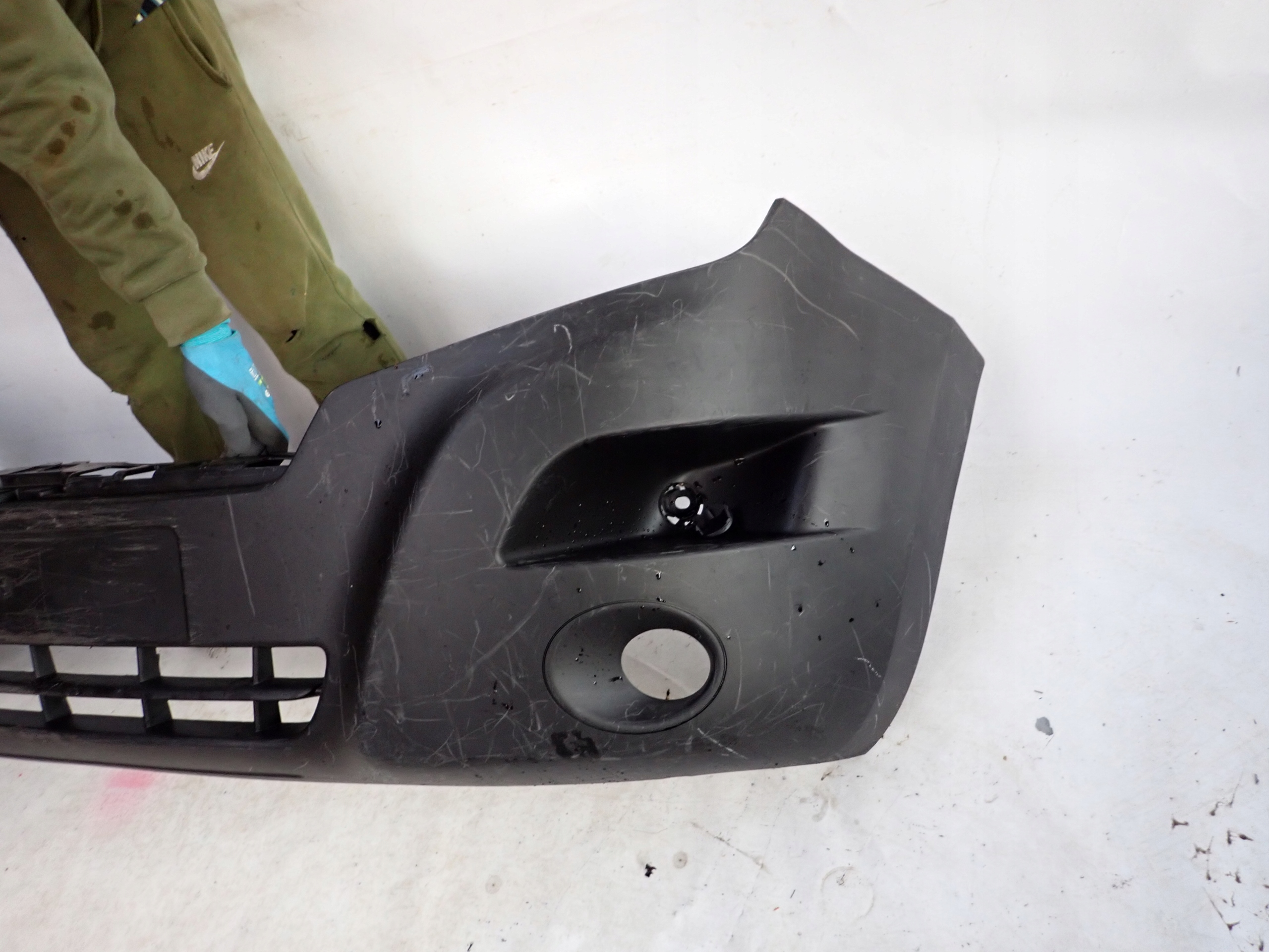 NISSAN NV400 11- bumper front front