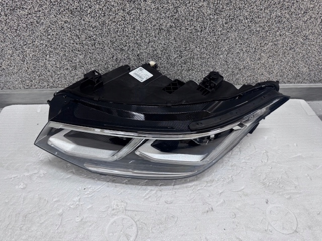 light left VW Tiguan II LIFT R-LINE Full Led IQ Light