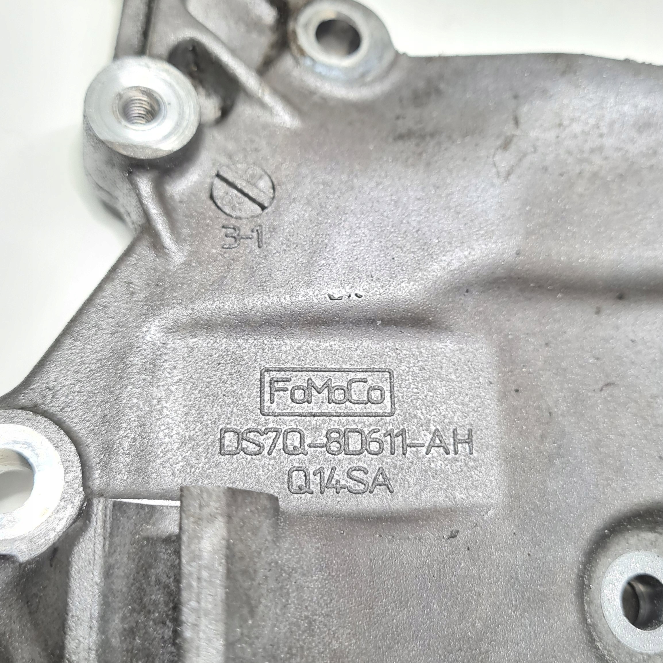 holder holder alternator 2.0 TDCI FORD DS7Q-8D611-AH