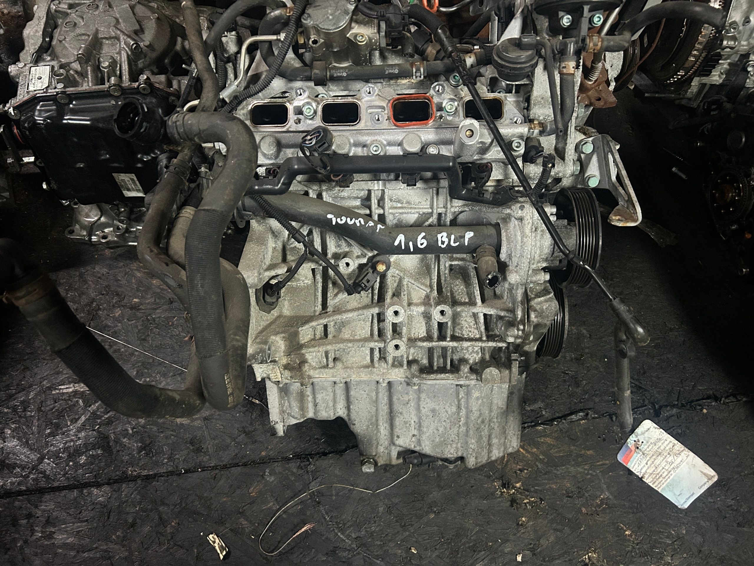 VW GOLF V TOURAN 1,6 engine BLP