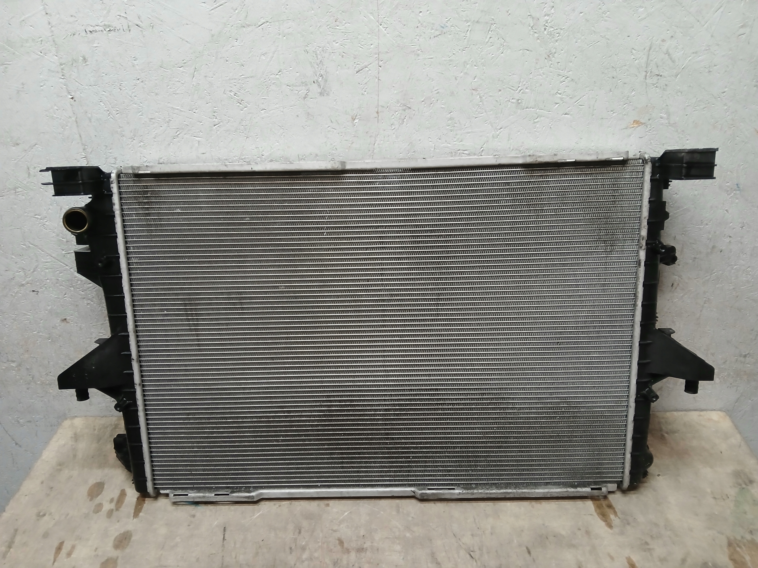 water cooler VW T6 T-6 7E0 7E0121253C