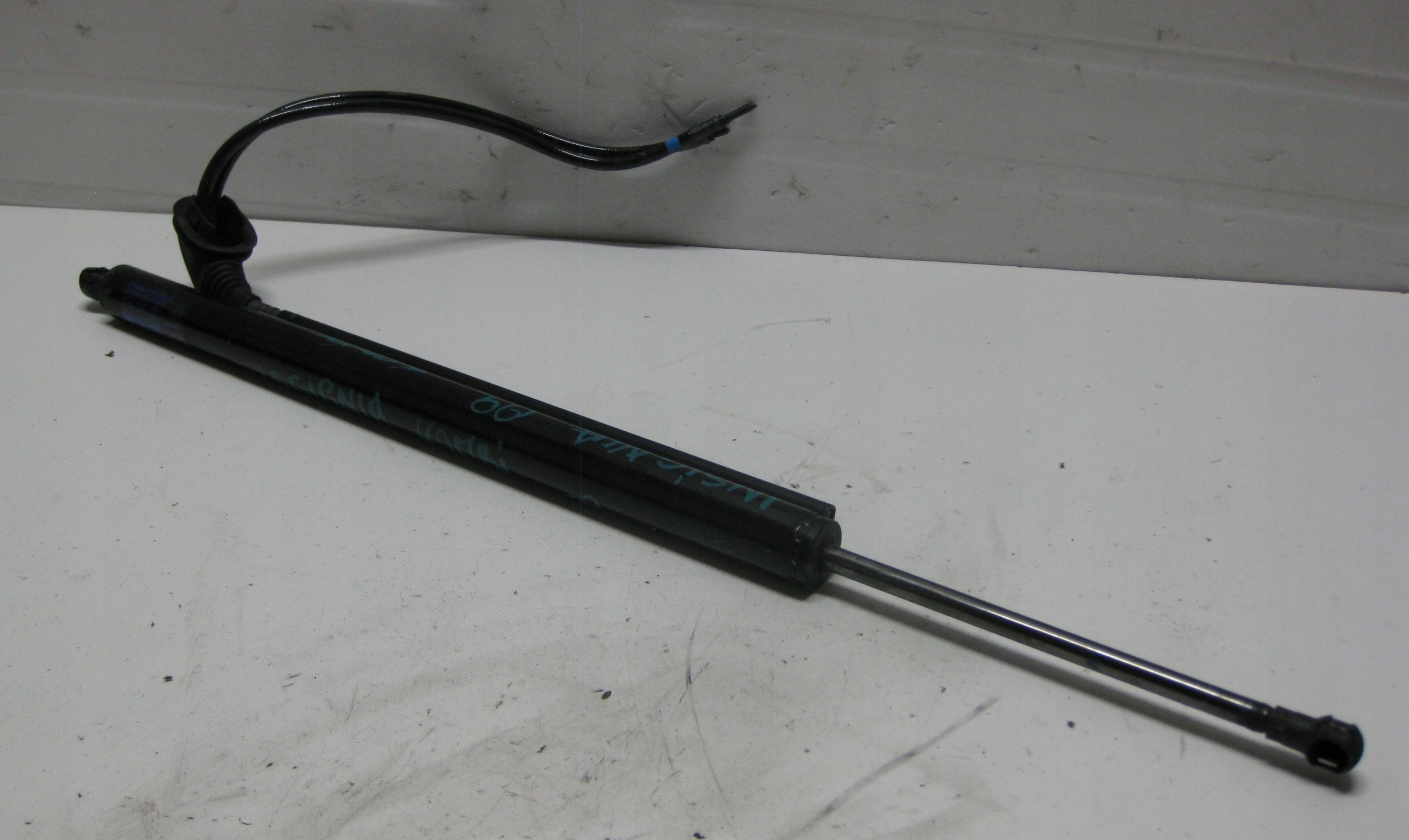 OPEL INSIGNIA A damper bonnet electrical rear part boot KOMBI 13278258