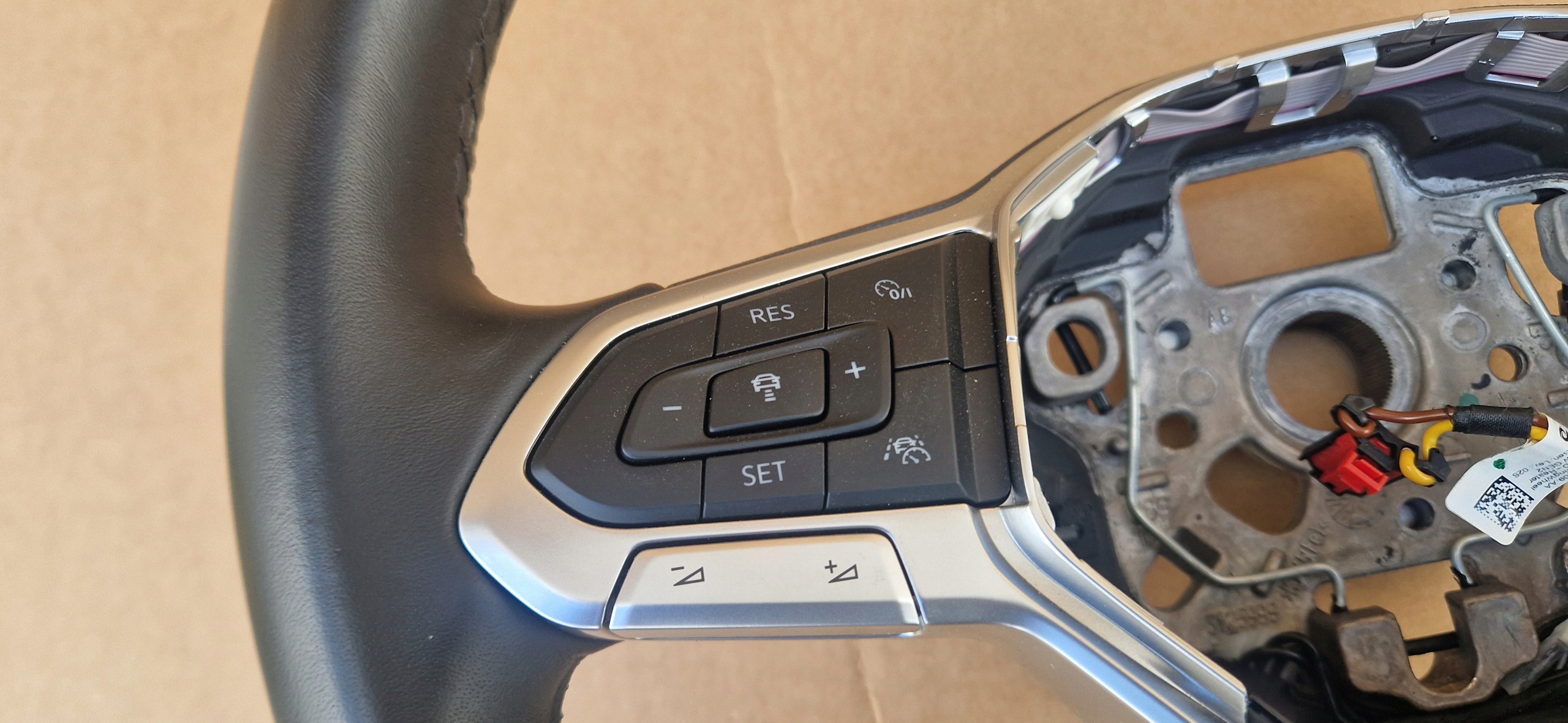 volant GOLF 8 VIII PASSAT B8 5H0419089ET chauffant comme neuf original
