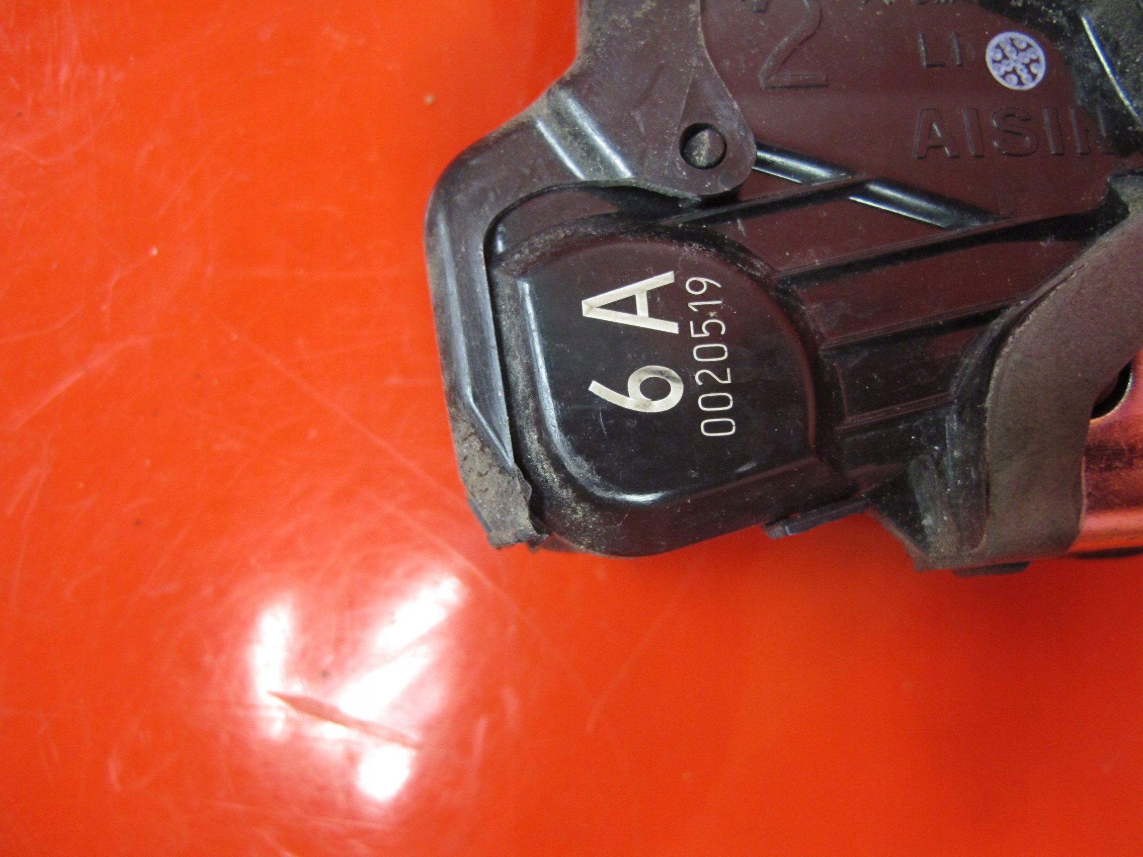 TOYOTA IQ 09- lock door left front 6 PIN EU
