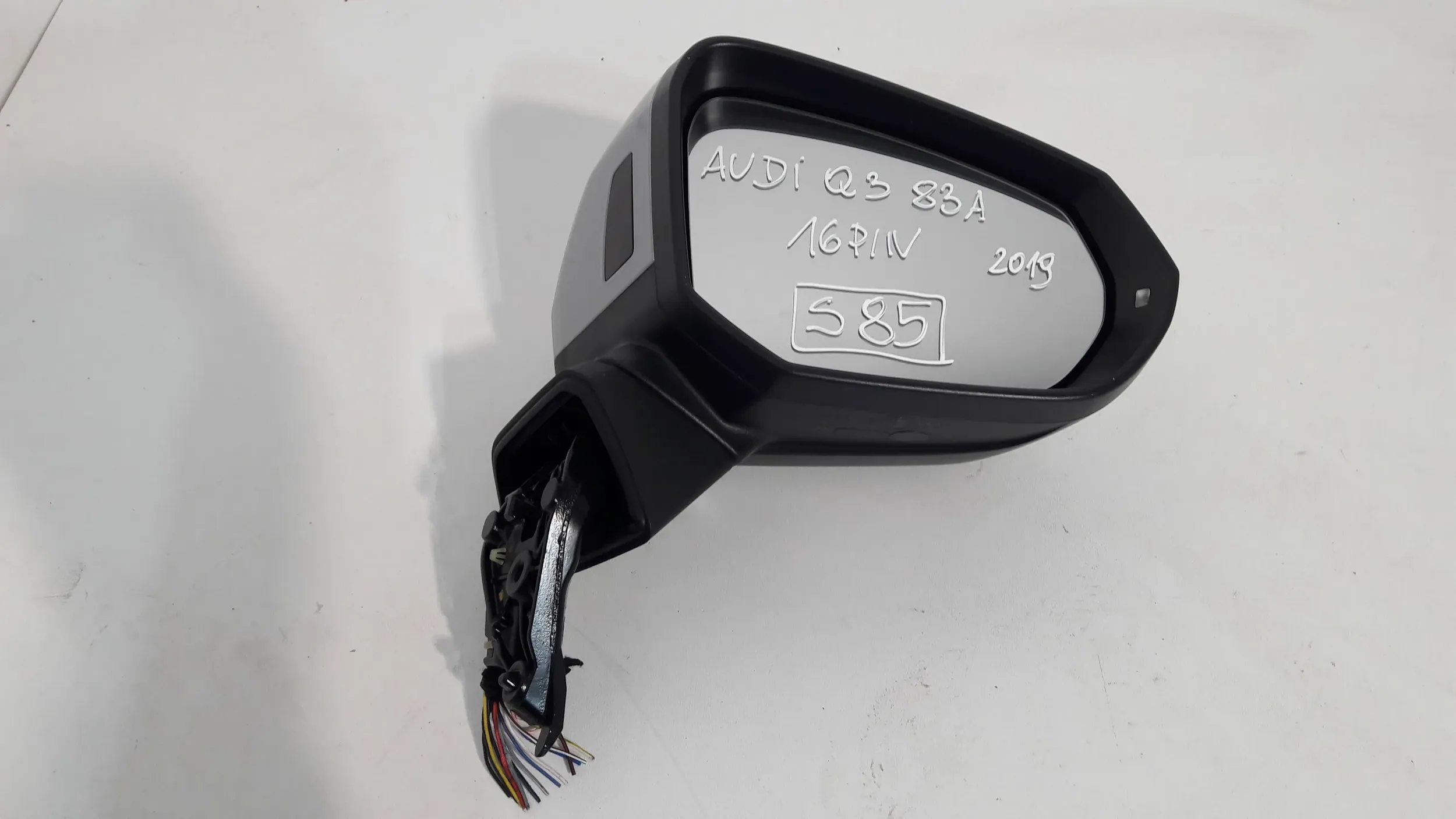 Audi Q3 83A mirror right 16 Pin 2019- (S85)