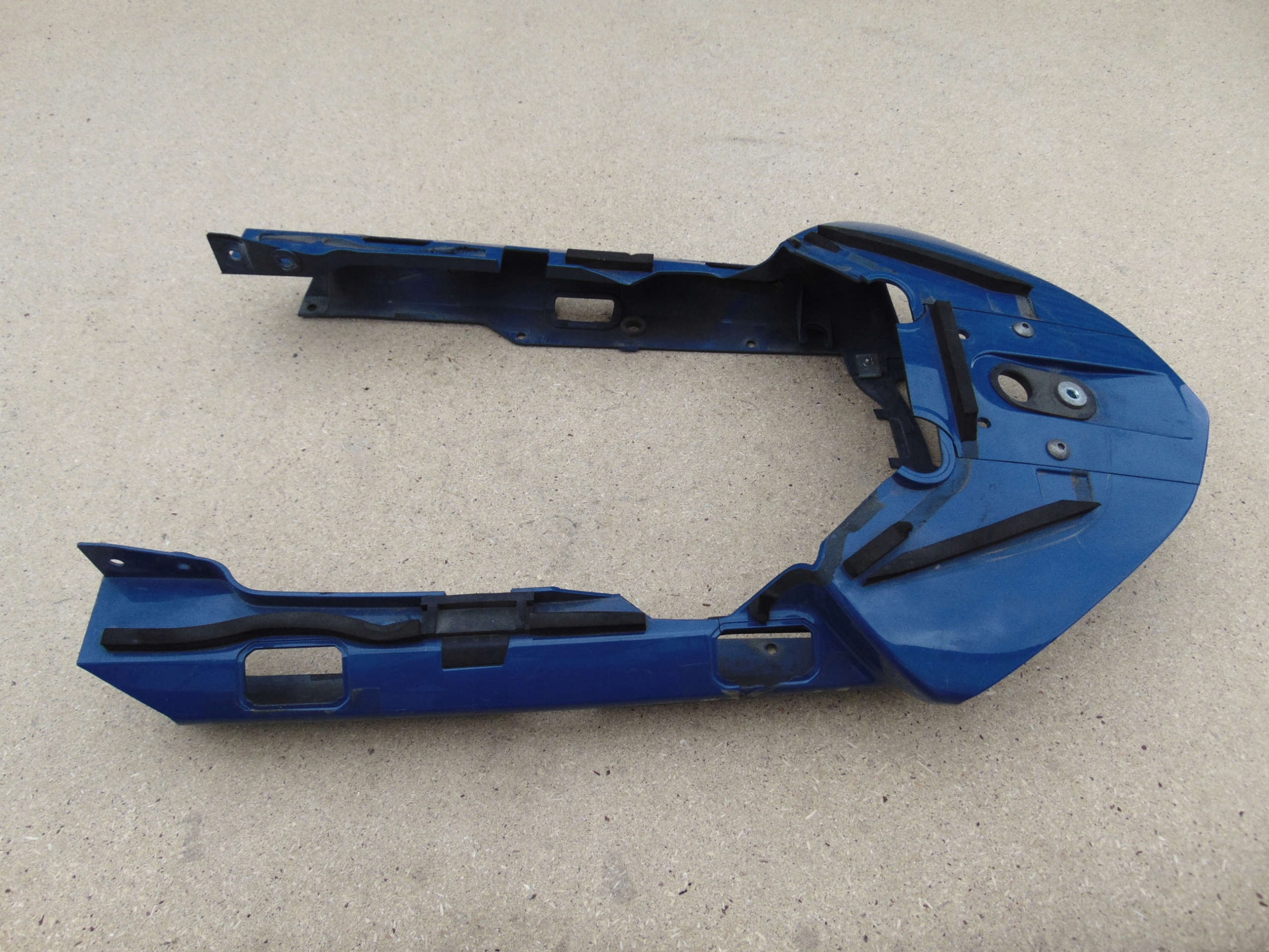 YAMAHA FJR 1300 06-12 БОКОВЫЕ СТОРОНЫ ЗАДНИЙ ХВОСТ ЗАД