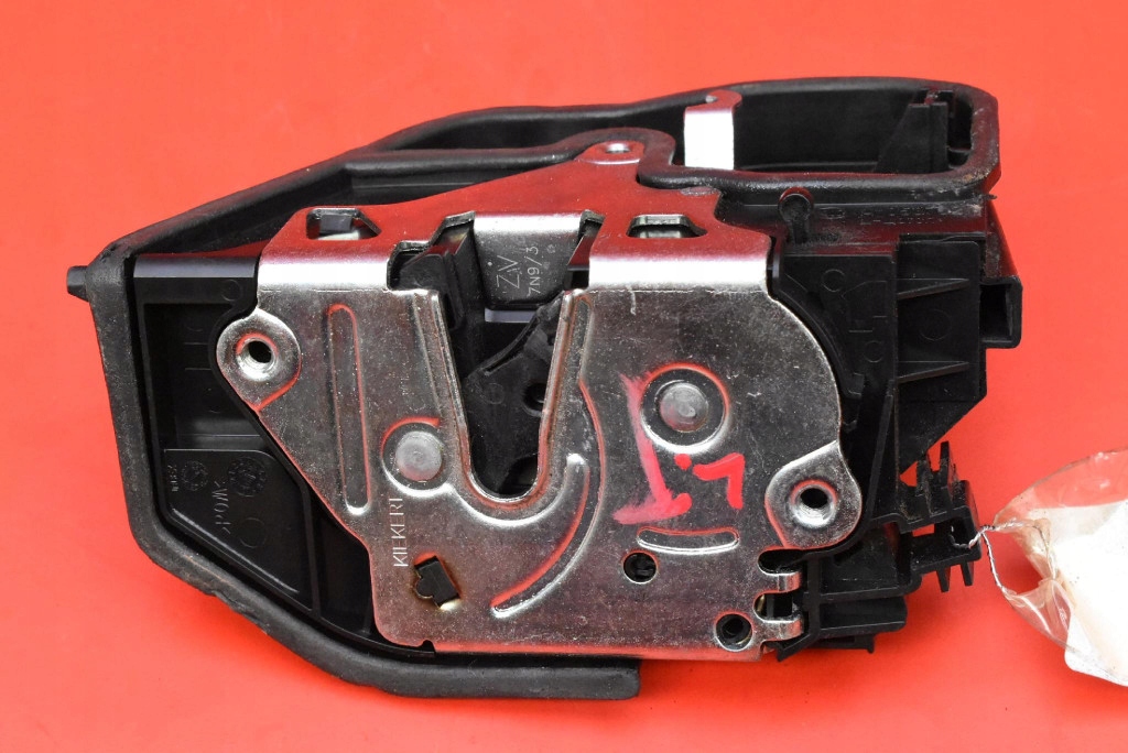 lock door left rear part rear 7229459 BMW E61 LIFT 07-10