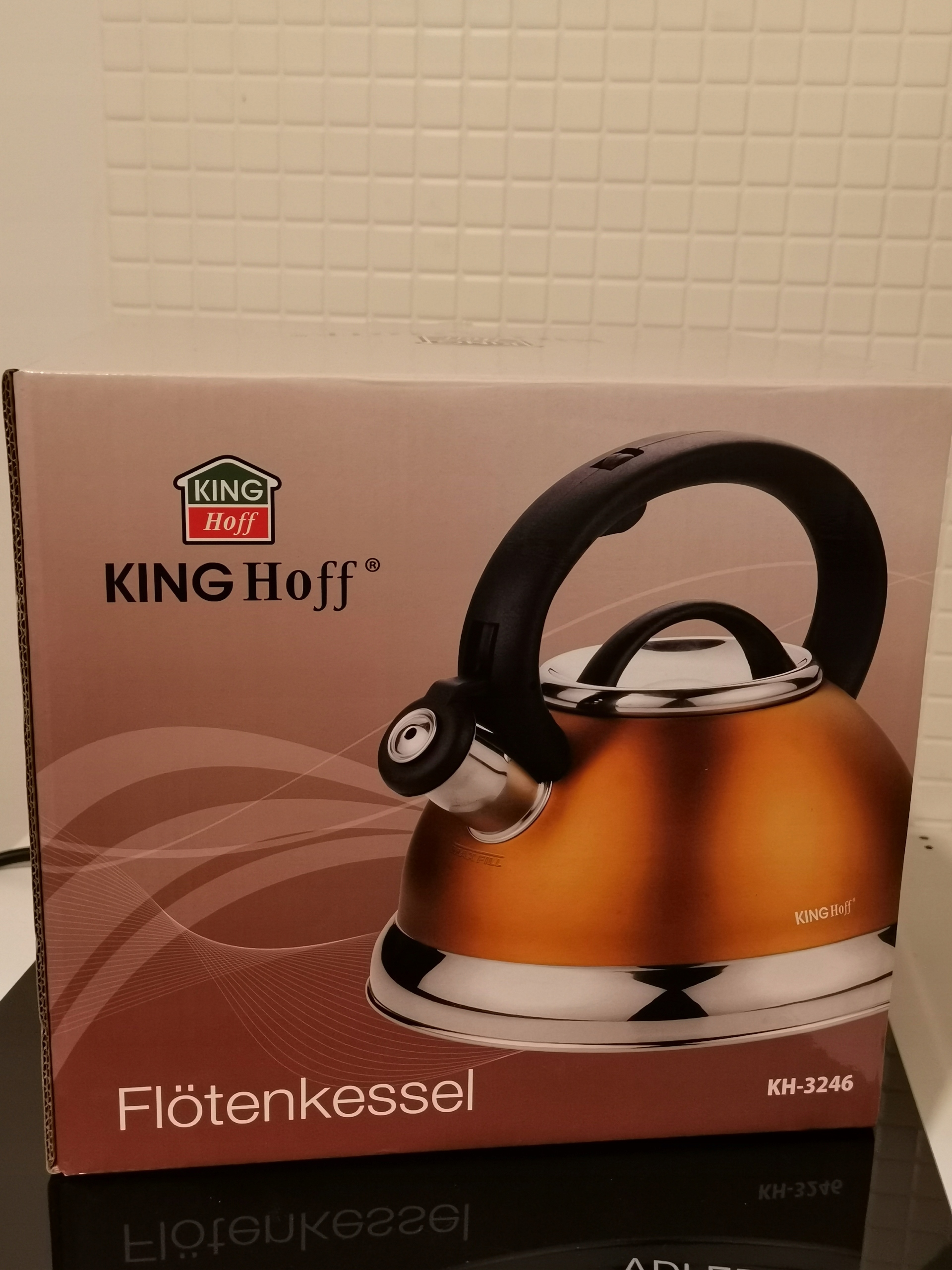 Czajnik z gwizdkiem 3L KingHoff KH-3246 BEŻOWY MAT Marka Kinghoff