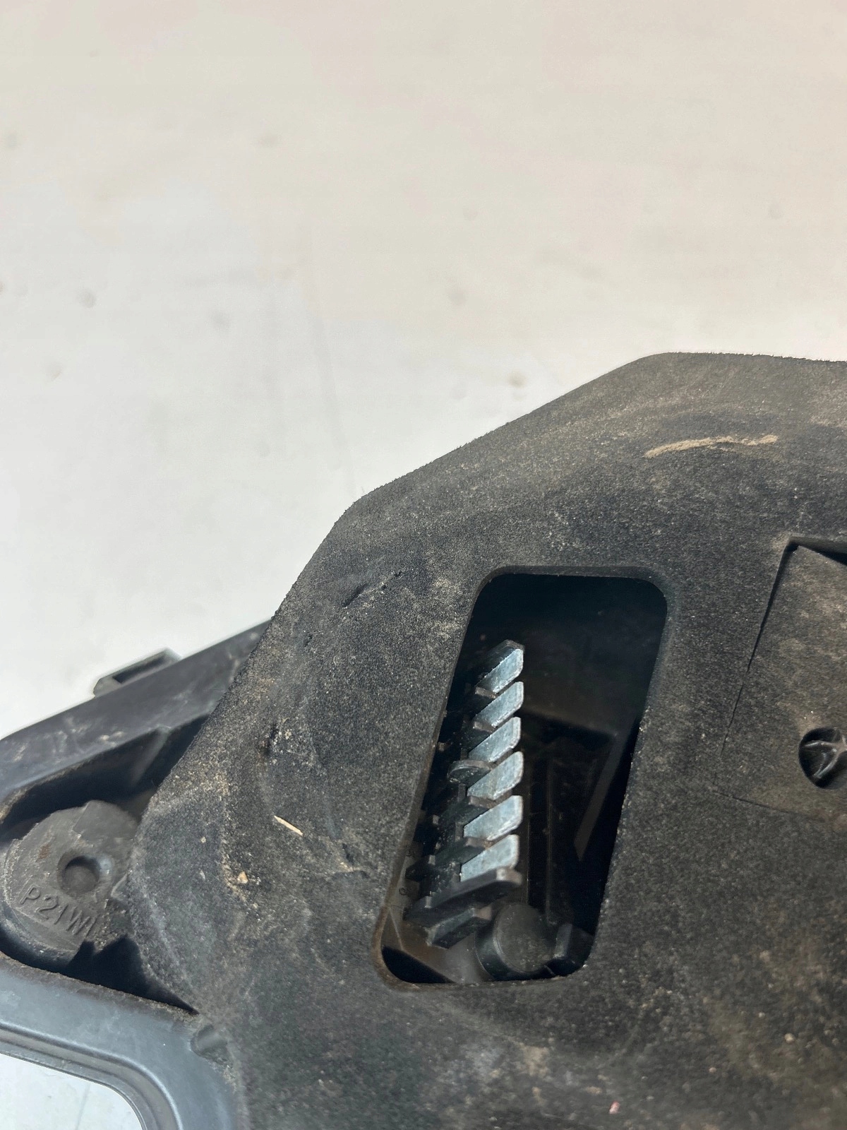 light housing rear part left Opel Astra III H Lift GTC
