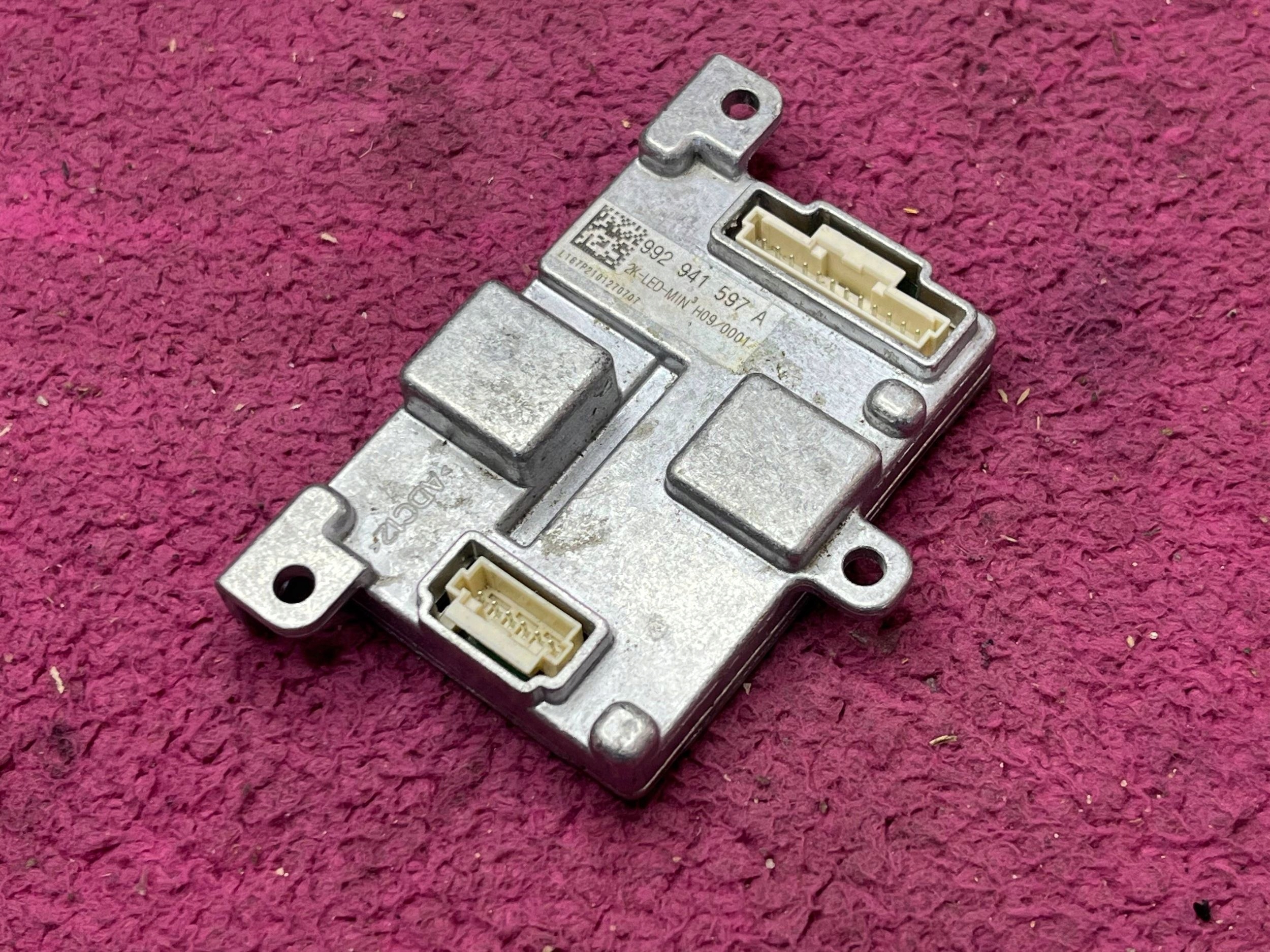VOLKSWAGEN PASSAT B8 control unit module 992941597A @M