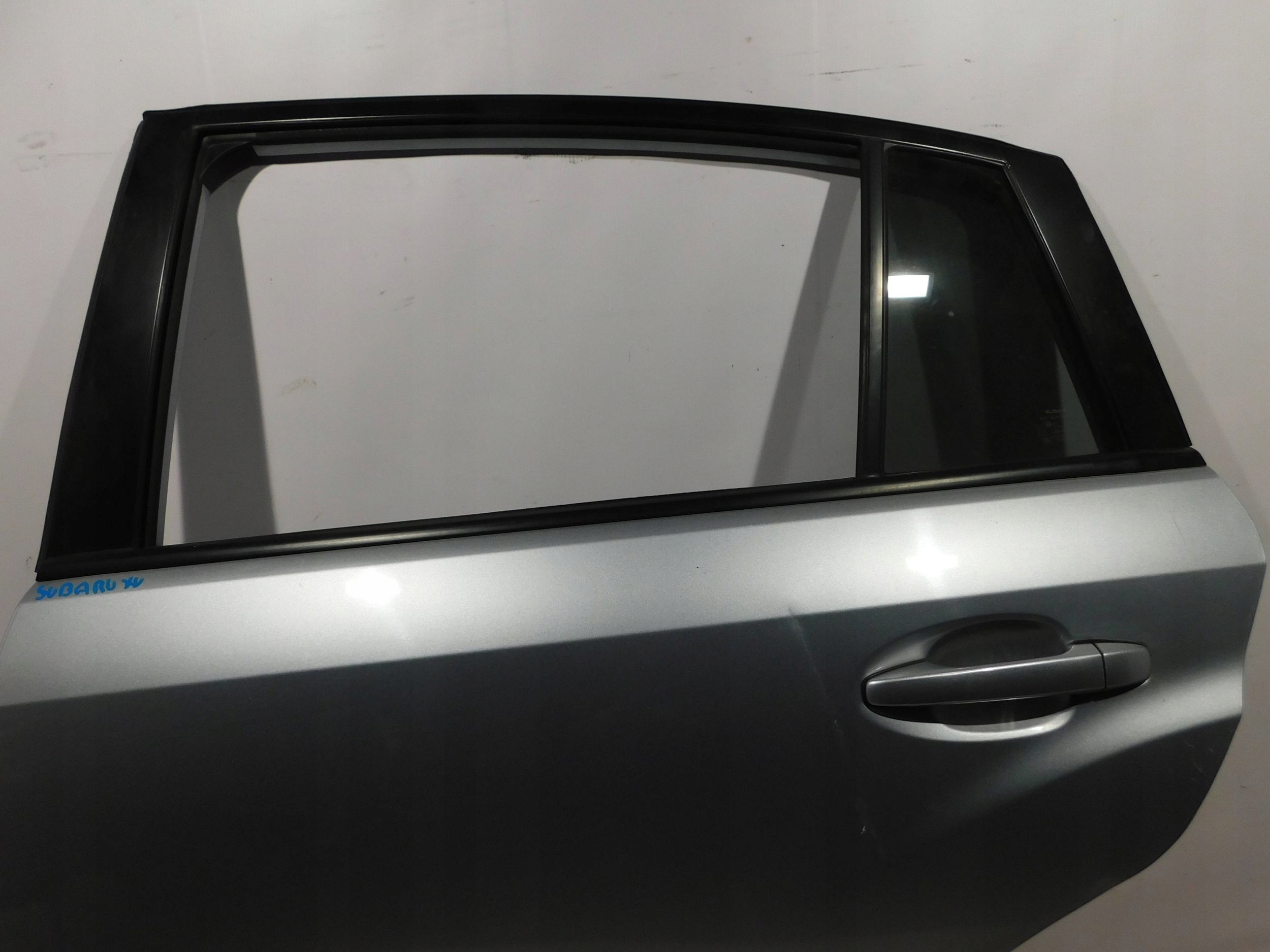 ajtó hátsó hátsó bal SUBARU XV 11