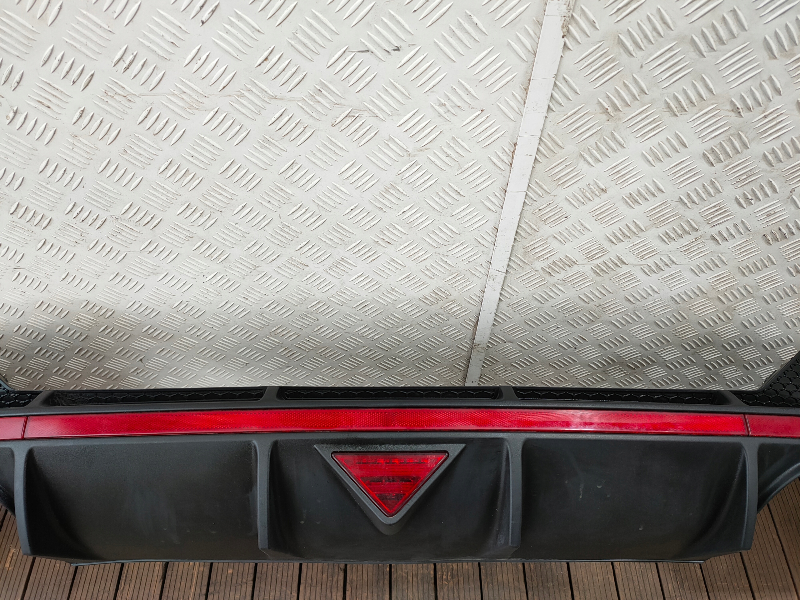 HYUNDAI I30N 16-23 FASTBACK diffuser of a bumper TRZECI STOP light 86612-S0700