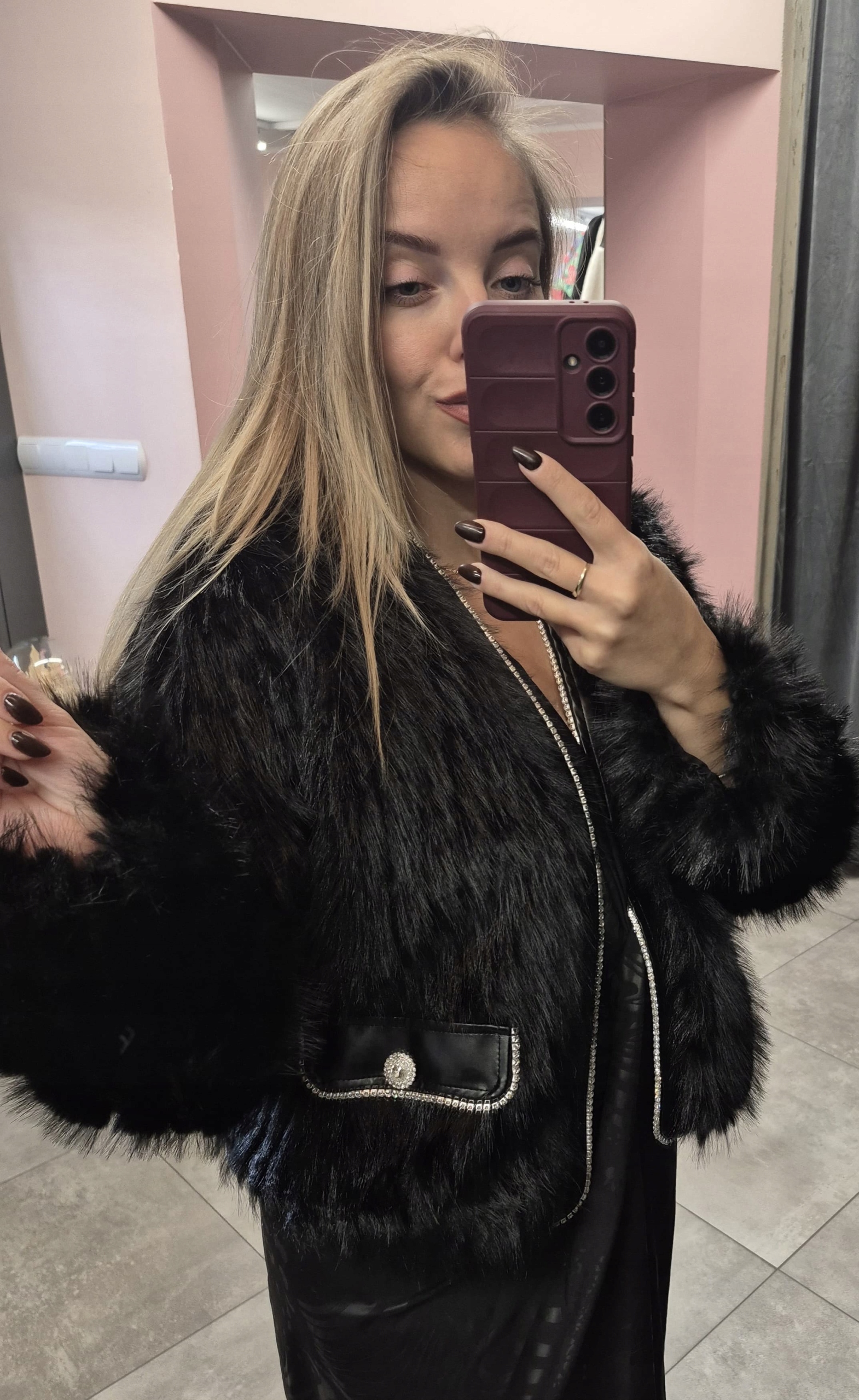 STYLOWE FUTERKO DAMSKIE KOLOR CZARNY S/M