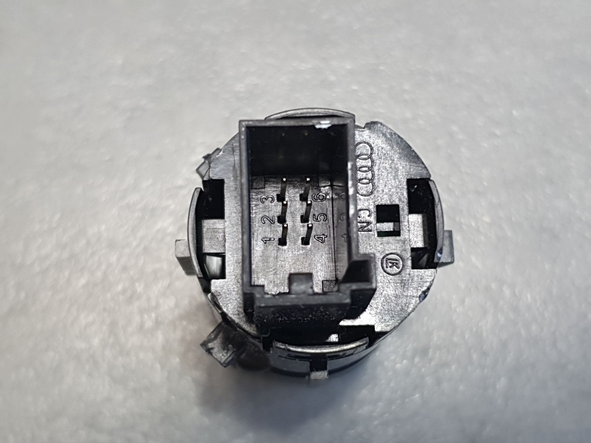 Audi A3 8Y button Start-Stop 83A905217
