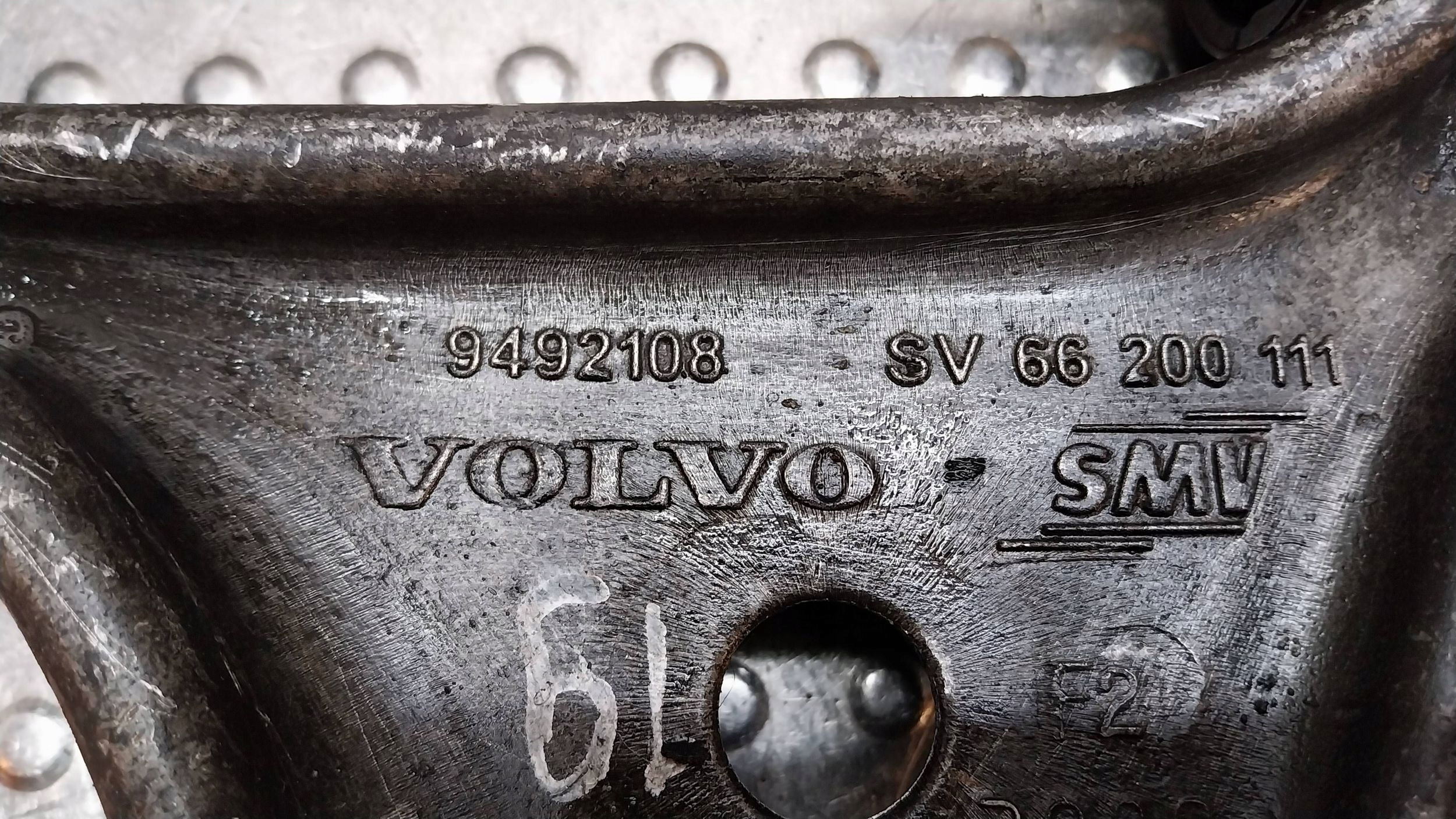 arm right front 9492108 P8649542 VOLVO S80 and