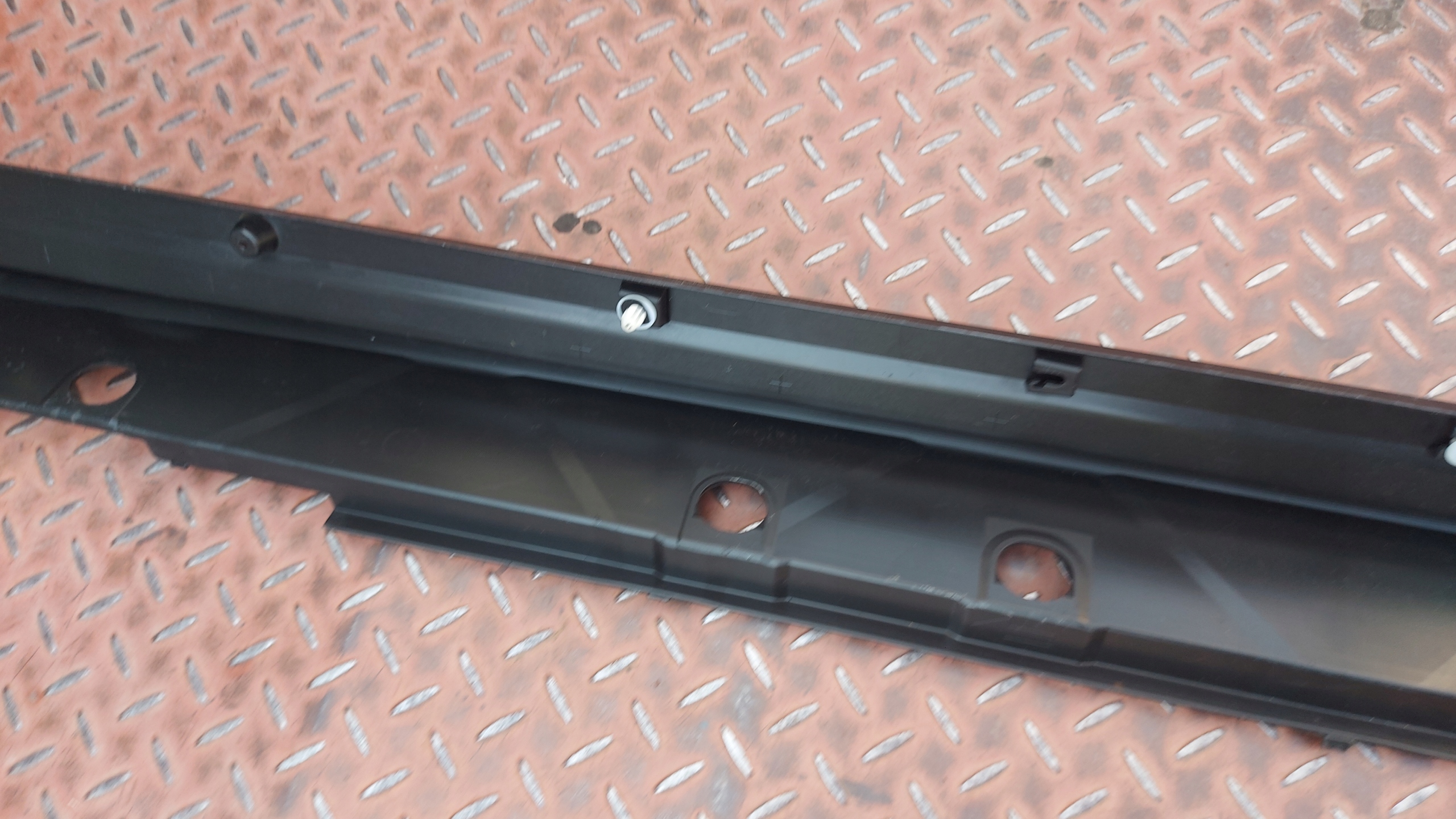 threshold moulding cap threshold right right TOYOTA YARIS CROSS 21
