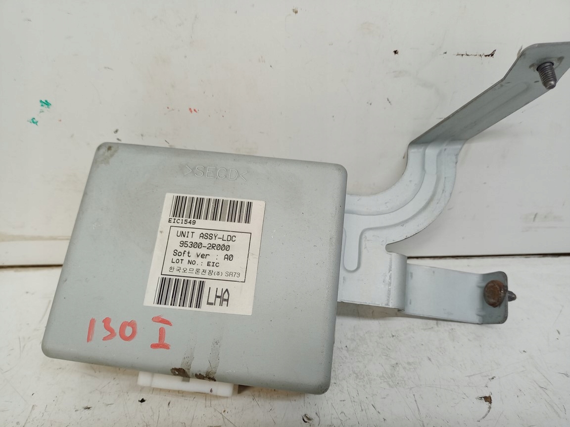 HYUNDAI I30 ASSY module control unit 95300-2R000