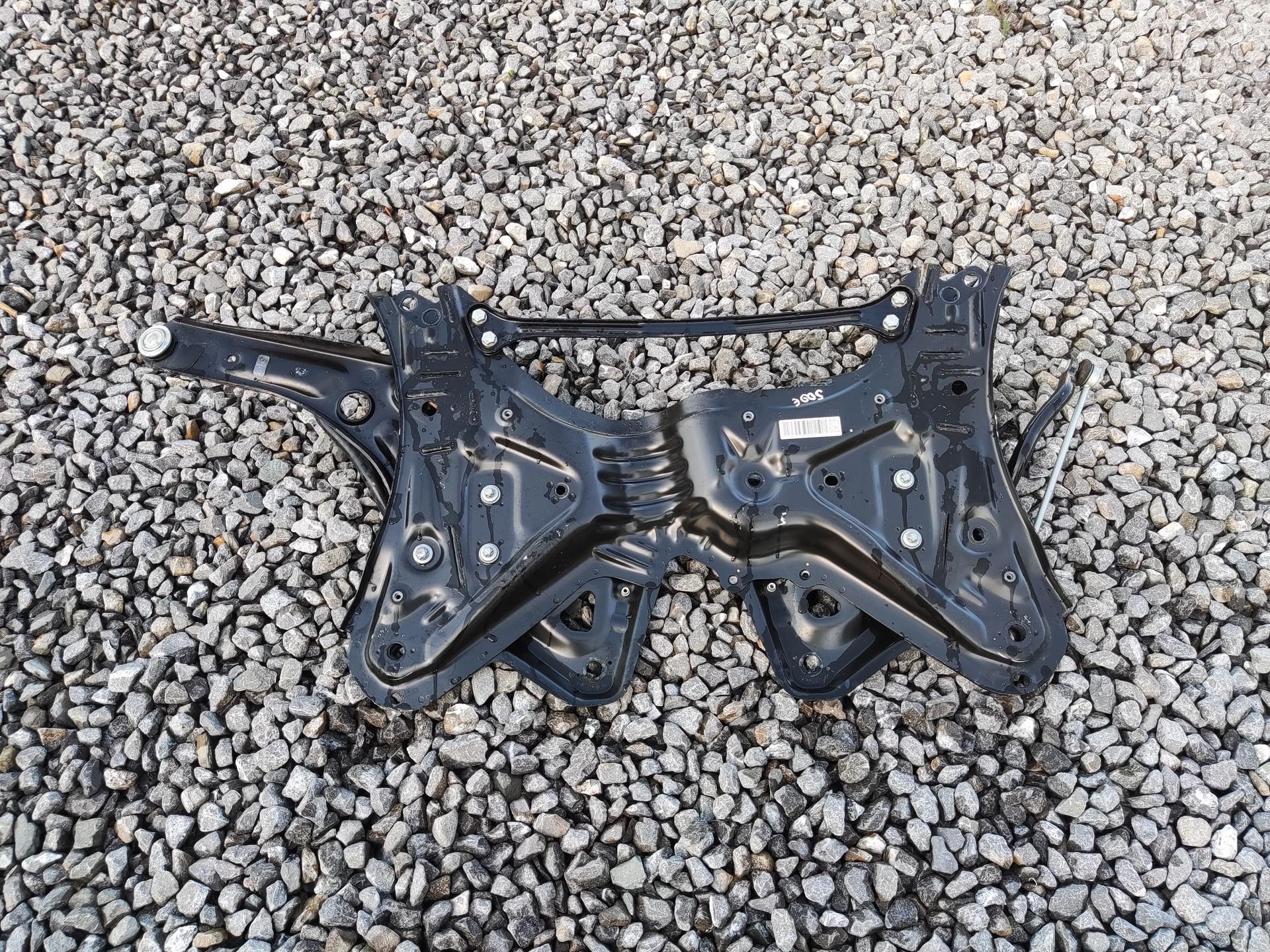 axle beam subframe front subframe arm FIAT 500E II 2020-2025 00521054140