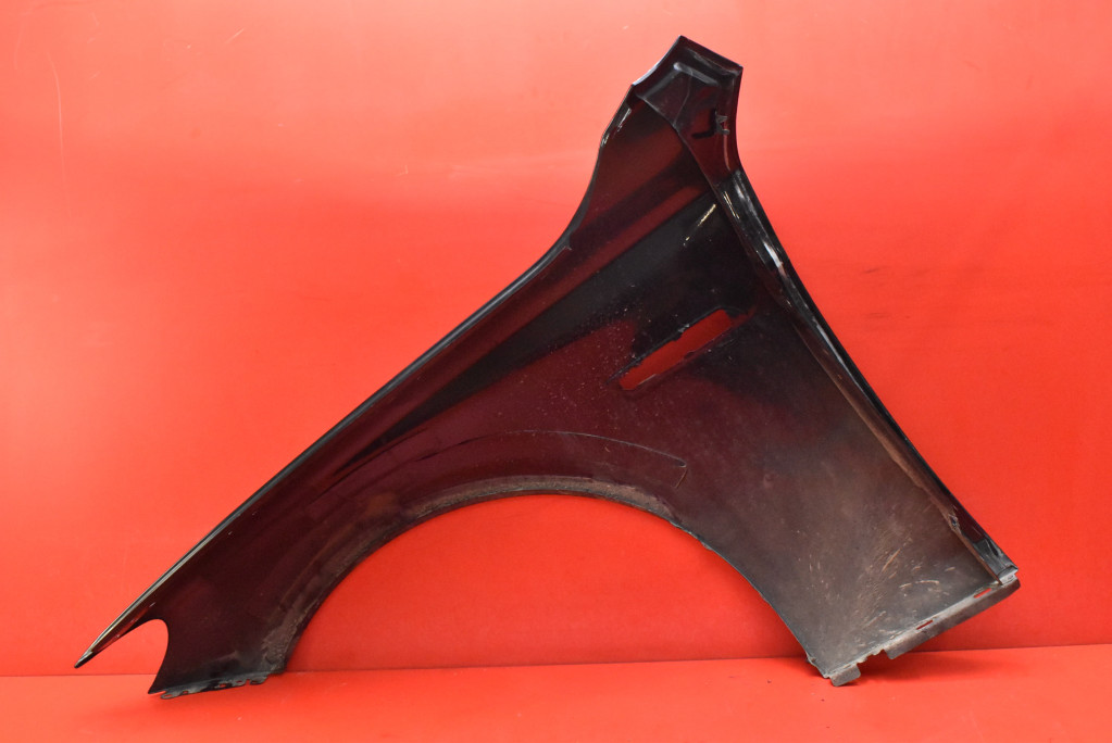 fender right front front 475 BMW F07 09-13