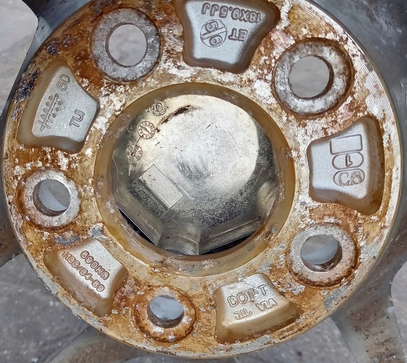 Chevrolet Corvette C5 Felga Chromowana Tył 18 Kod producenta 5x120.65