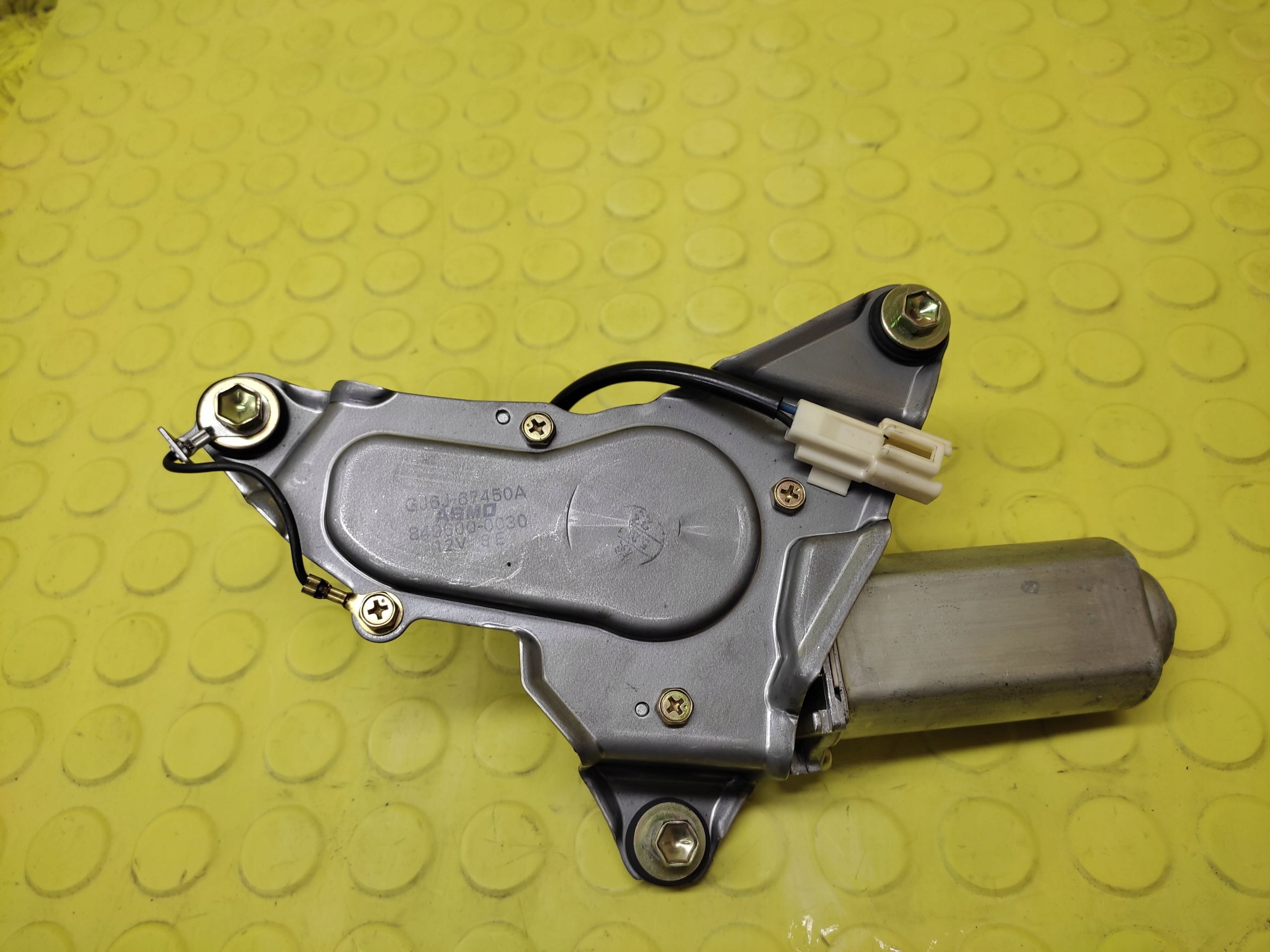 MAZDA 6 motor ablaktörlők far 8496000030