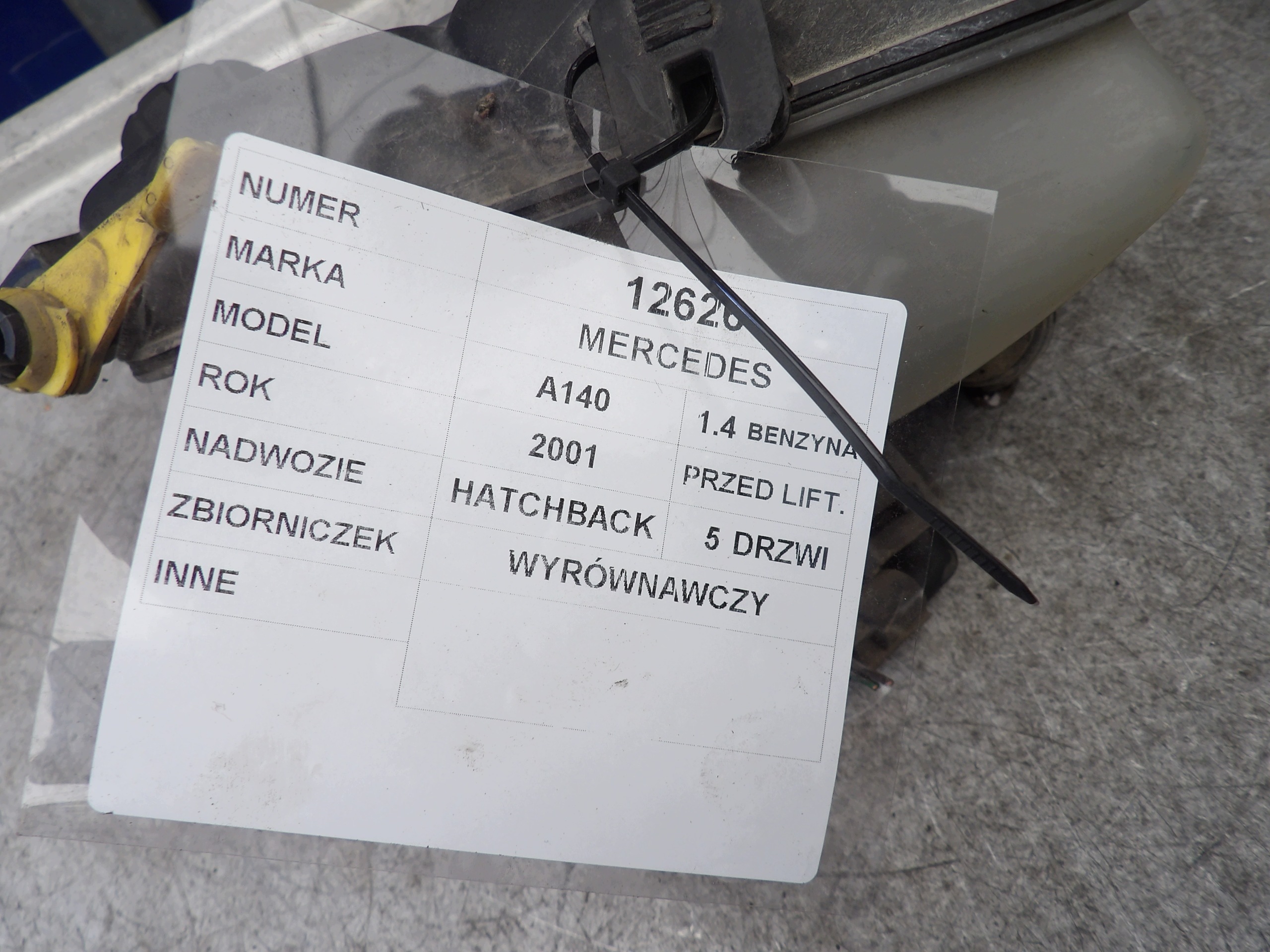 Mercedes A 140 water tank