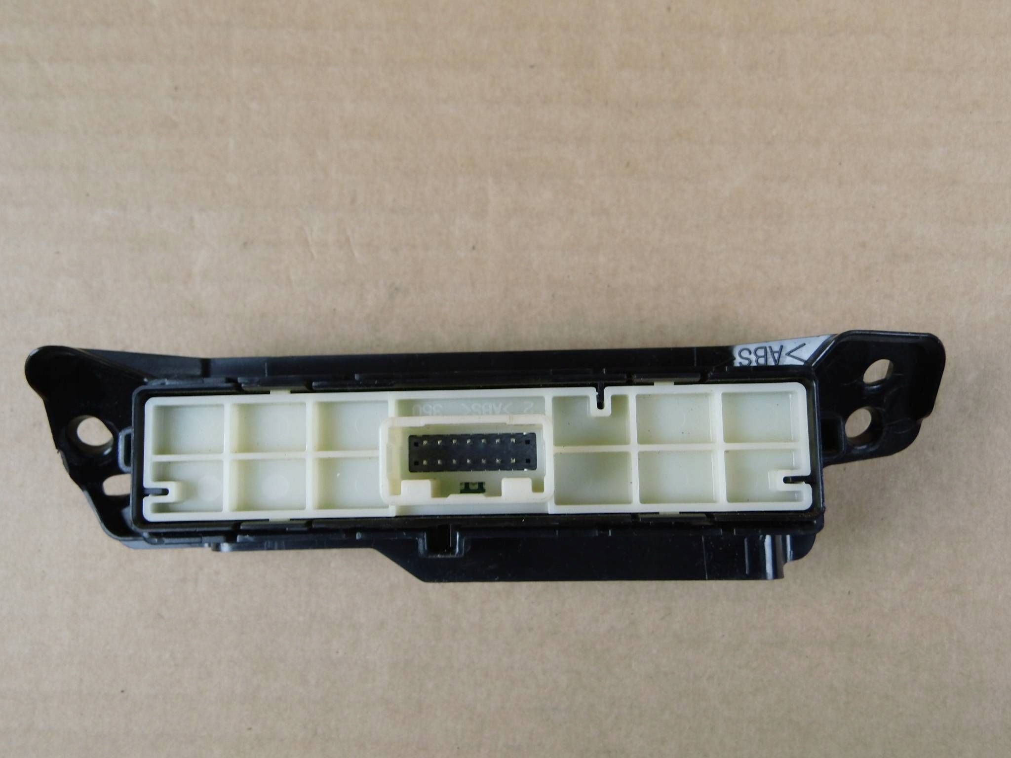 Lexus RX450H panel switch ASC kamery 75P356