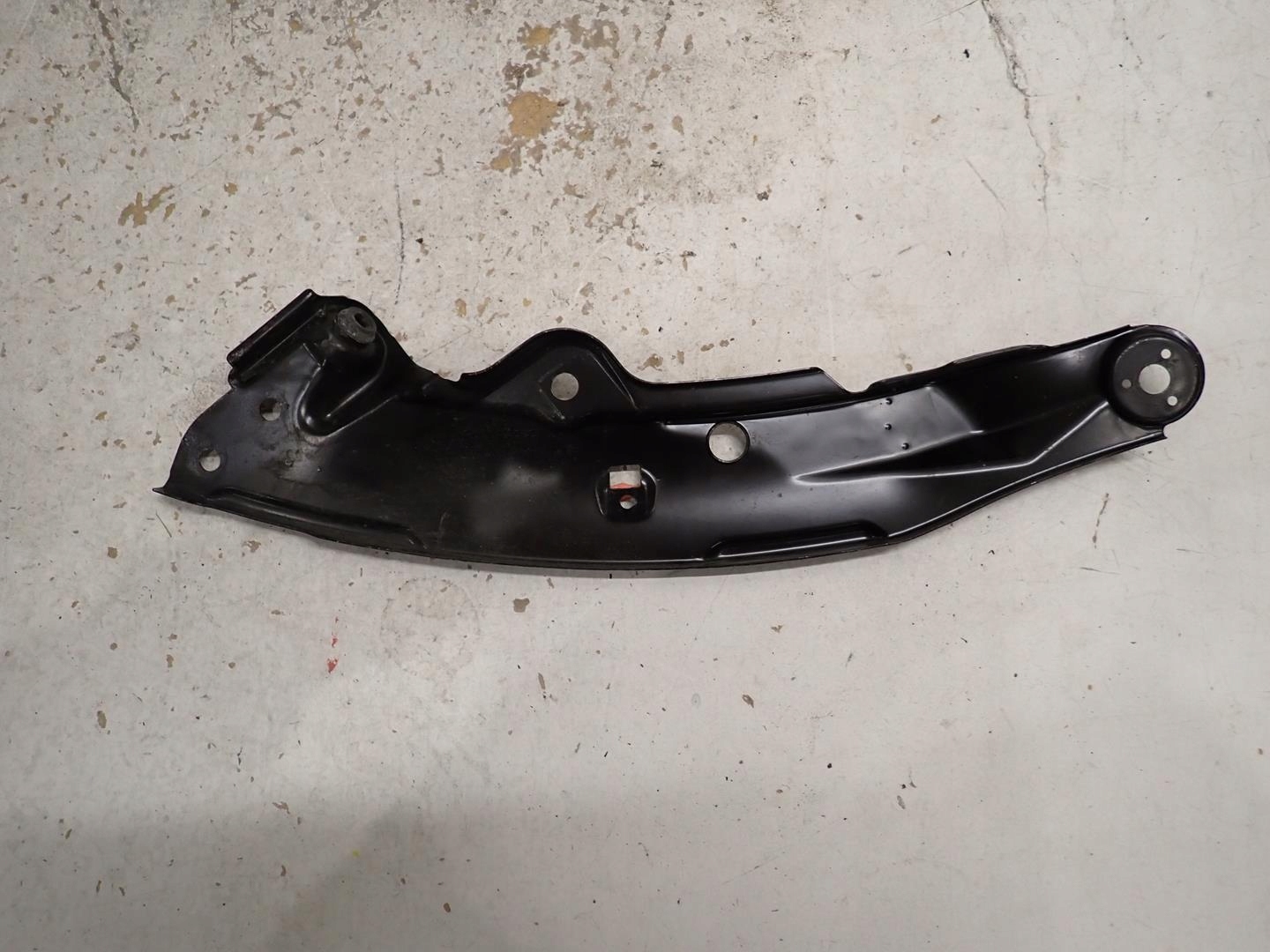 console supports right VW GOLF VIII 2020- 5H