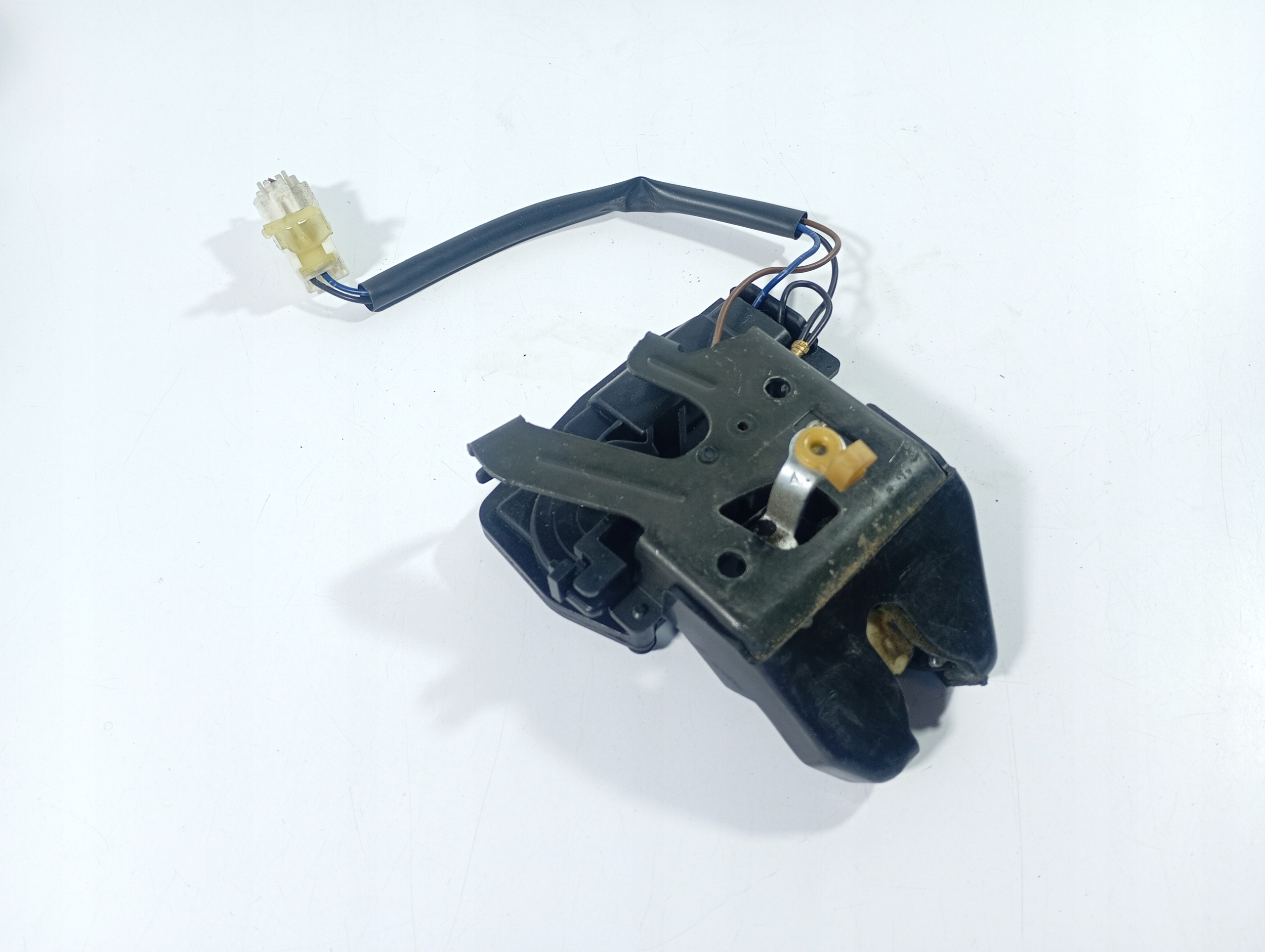 lock bonnet boot Chevrolet Epica 06-12