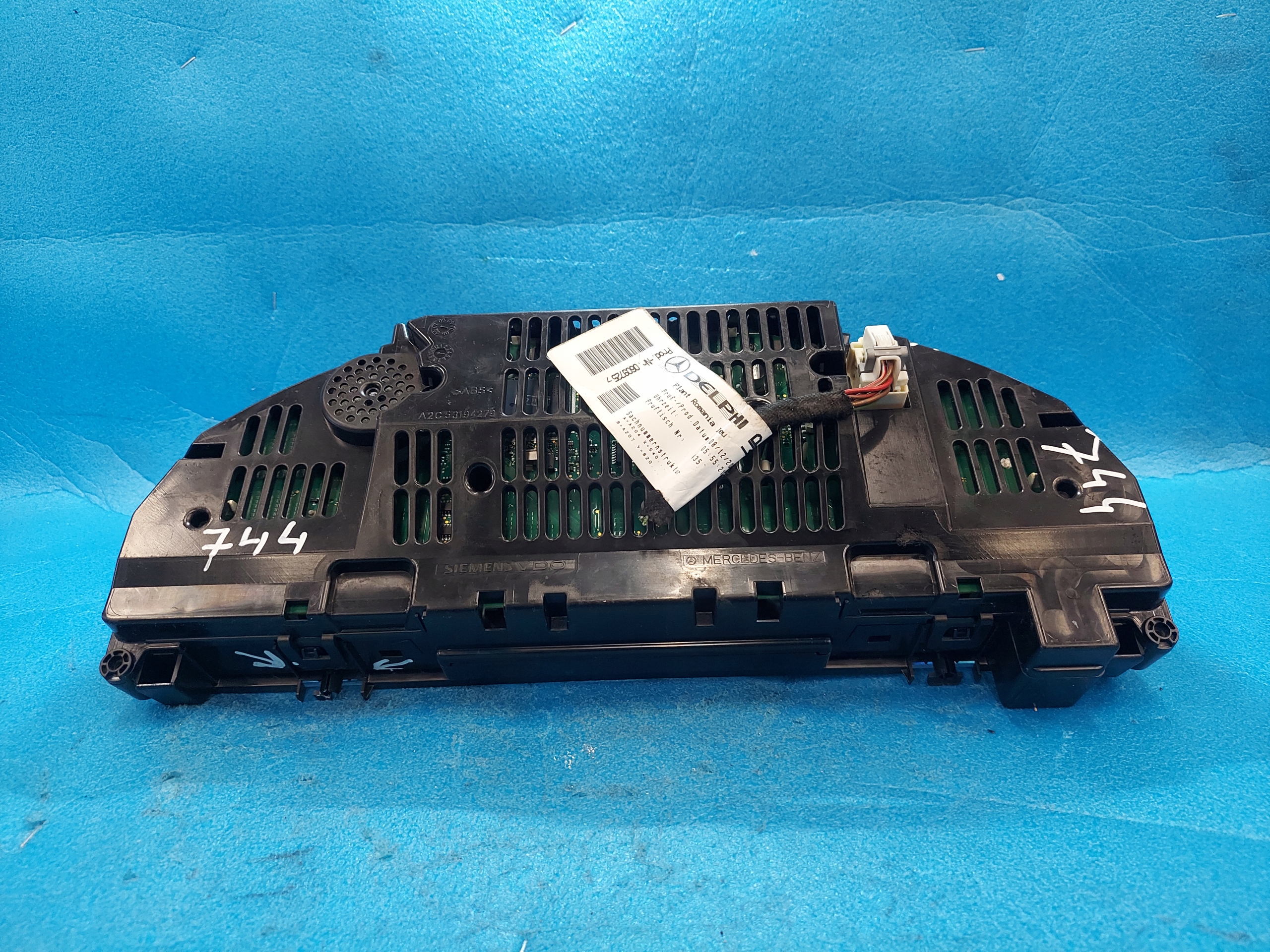 dials clock MERCEDES W204 2.2CDI A2045404548