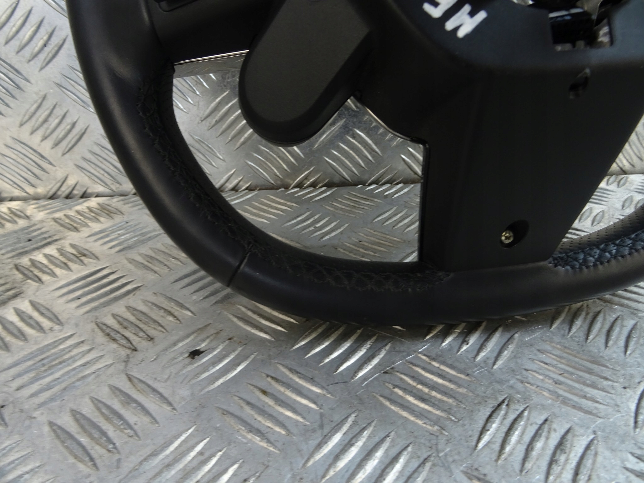 RENAULT MEGANE V E-TECH volan