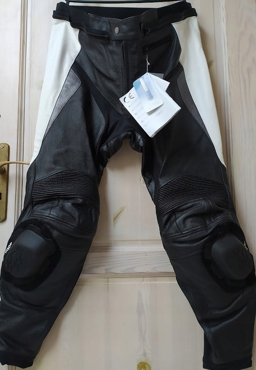 Spodnie motocyklowe BMW Sport 2 Skóra roz. 58 XL Numer katalogowy producenta 8547174