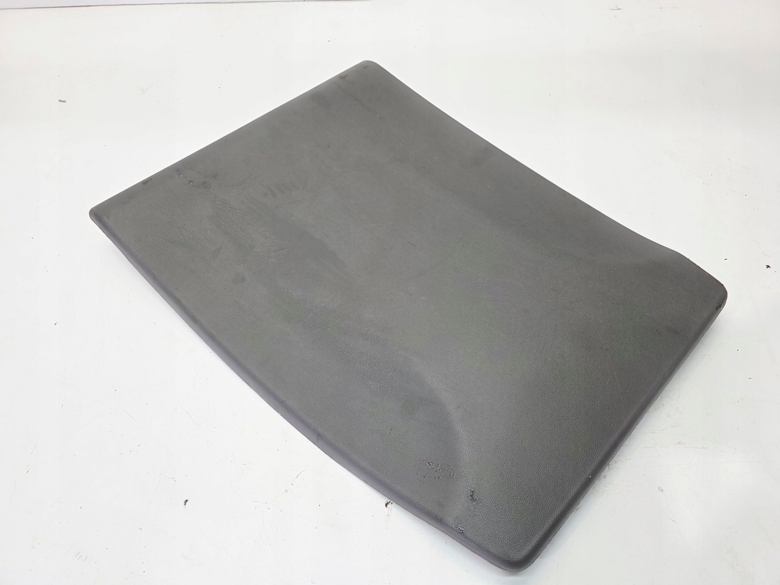 Blende Abdeckung hinten SITZ AUDI A4 B6 links oder rechts 010390C graue