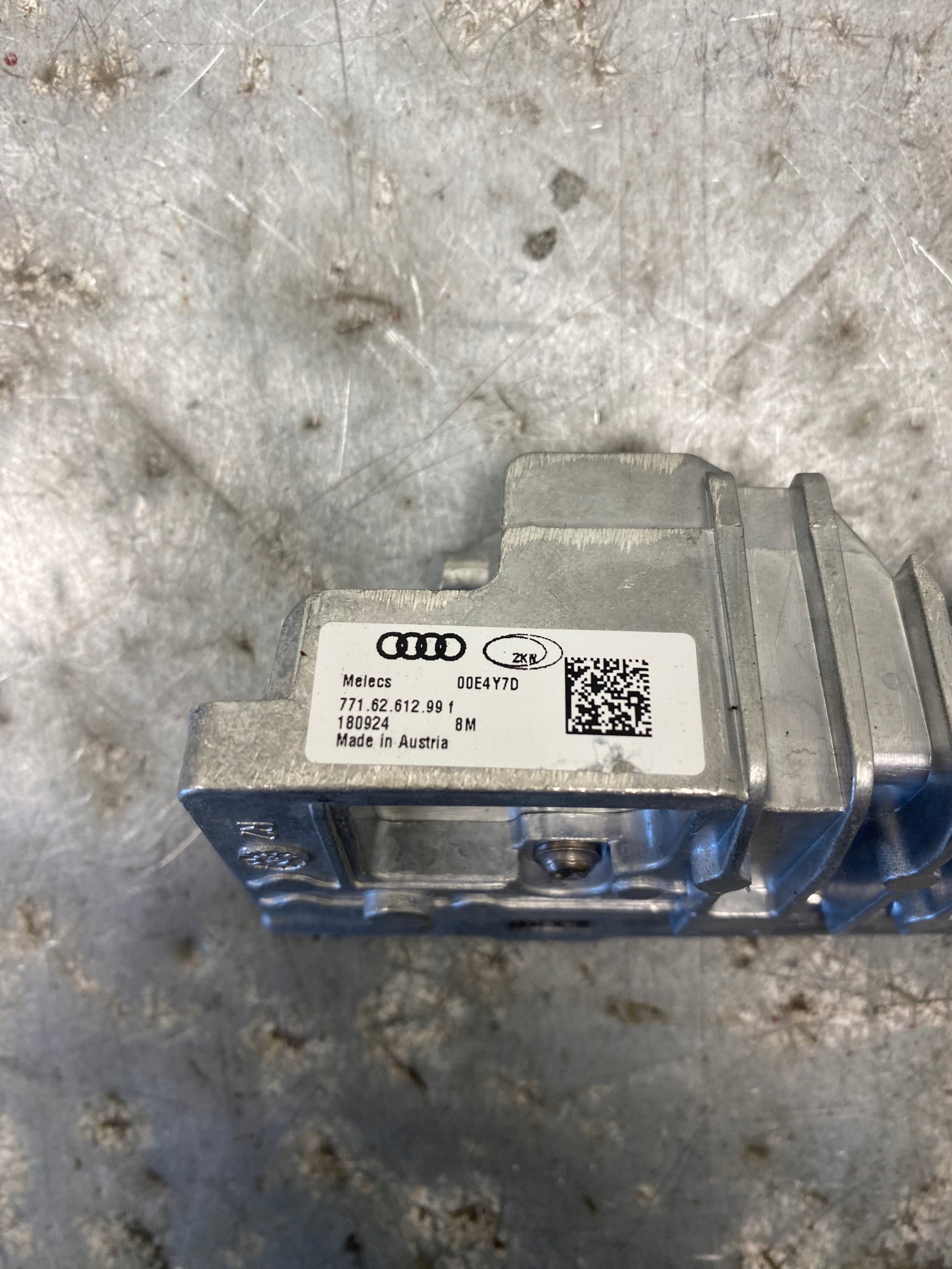 AUDI Q7 4M JEZ resistor, rheostat, regulator module LED MATRIX lights front