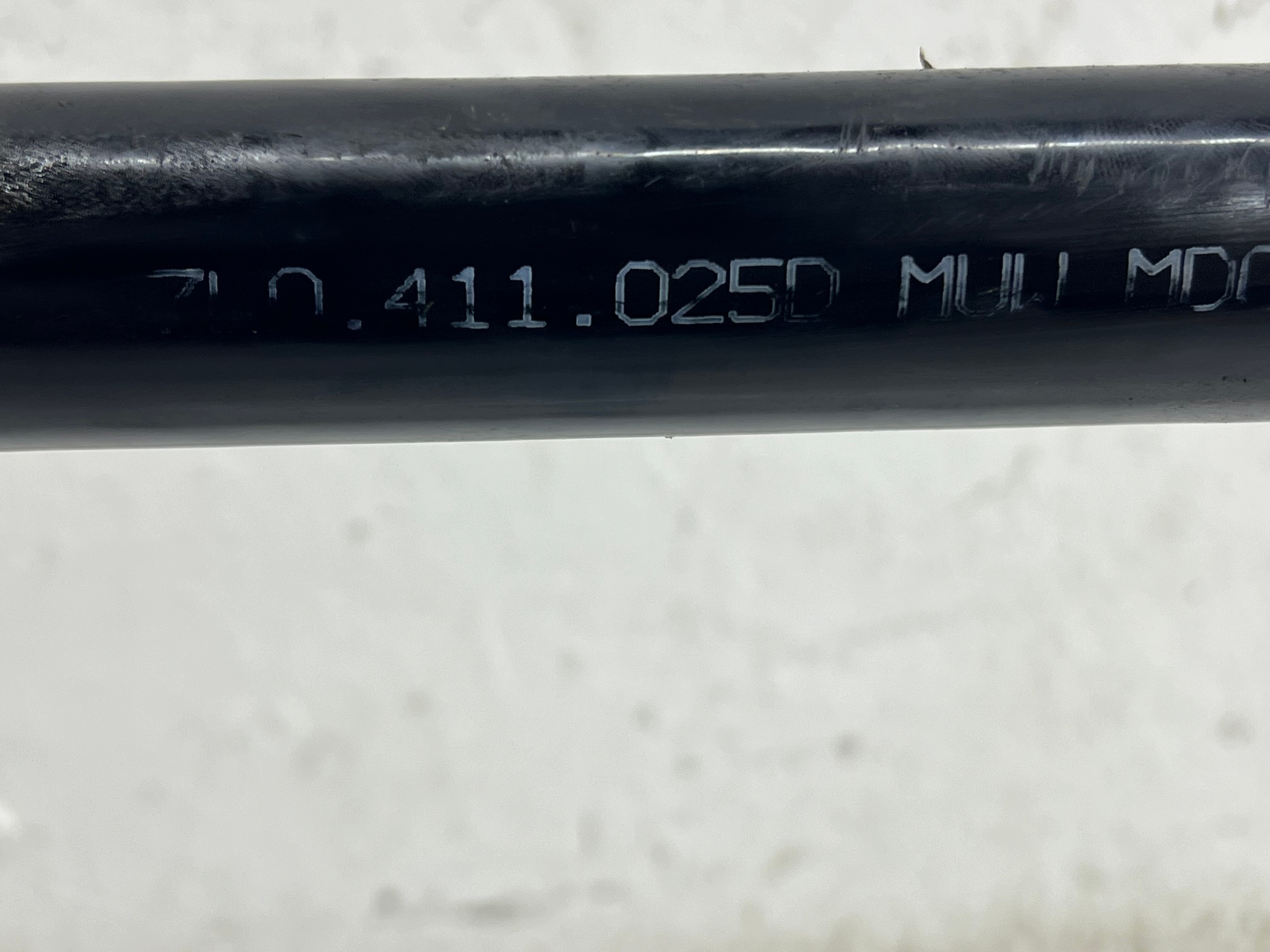 stabilisator vorne VW TOUAREG (7LA, 7L6, 7L7) 7L0411025D