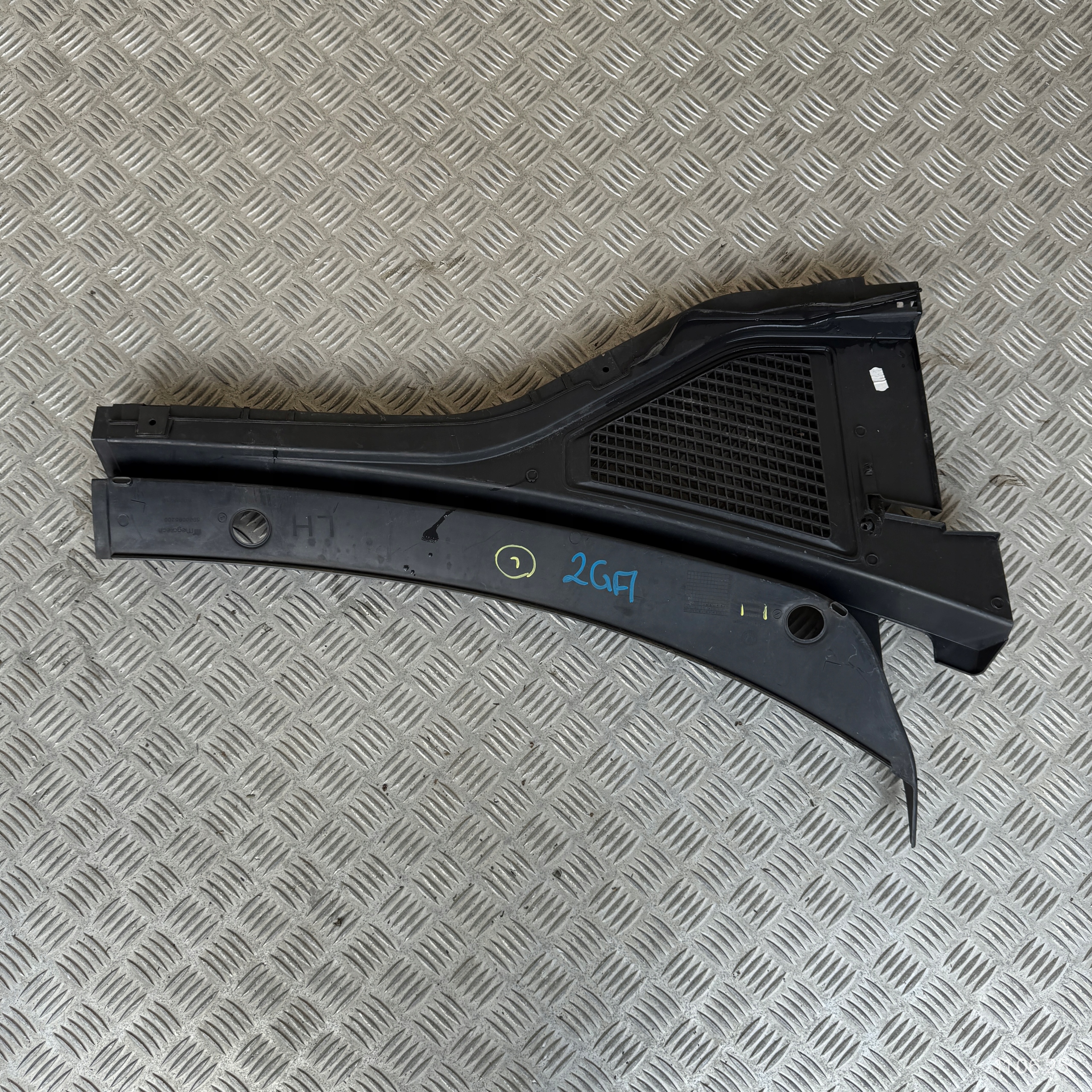 torpedo left VW VOLKSWAGEN T-ROC 2GA819403