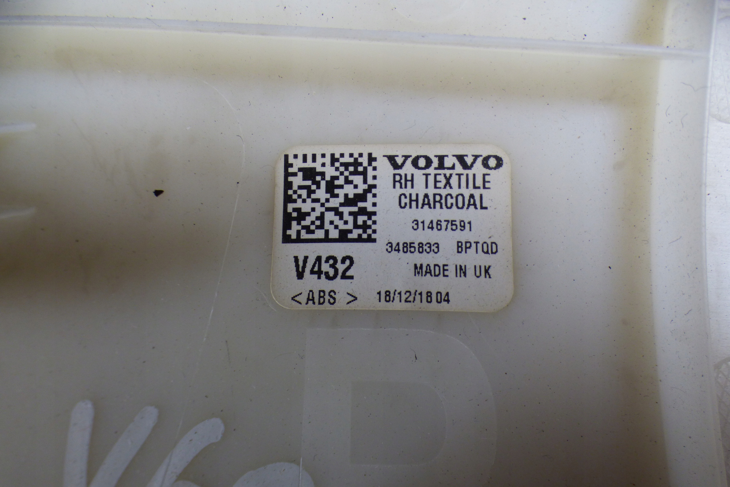 cover side kanapy rear part left right VOLVO V60 III 2018