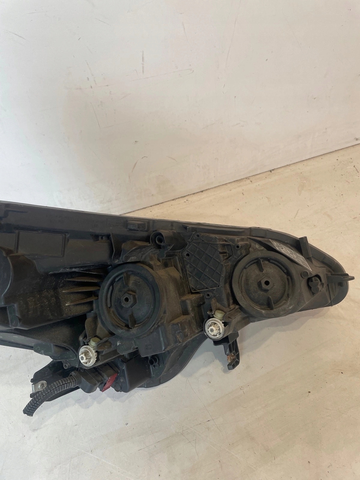 light front front left Opel Corsa E UK Anglik