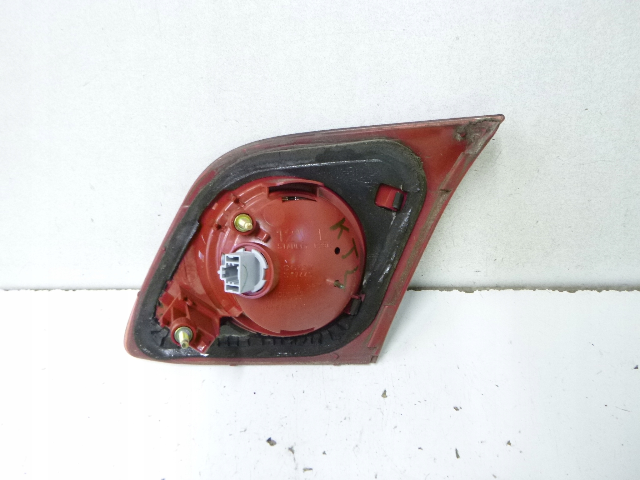 light rear left z bonnet Mazda 3 BK HB 2004r.