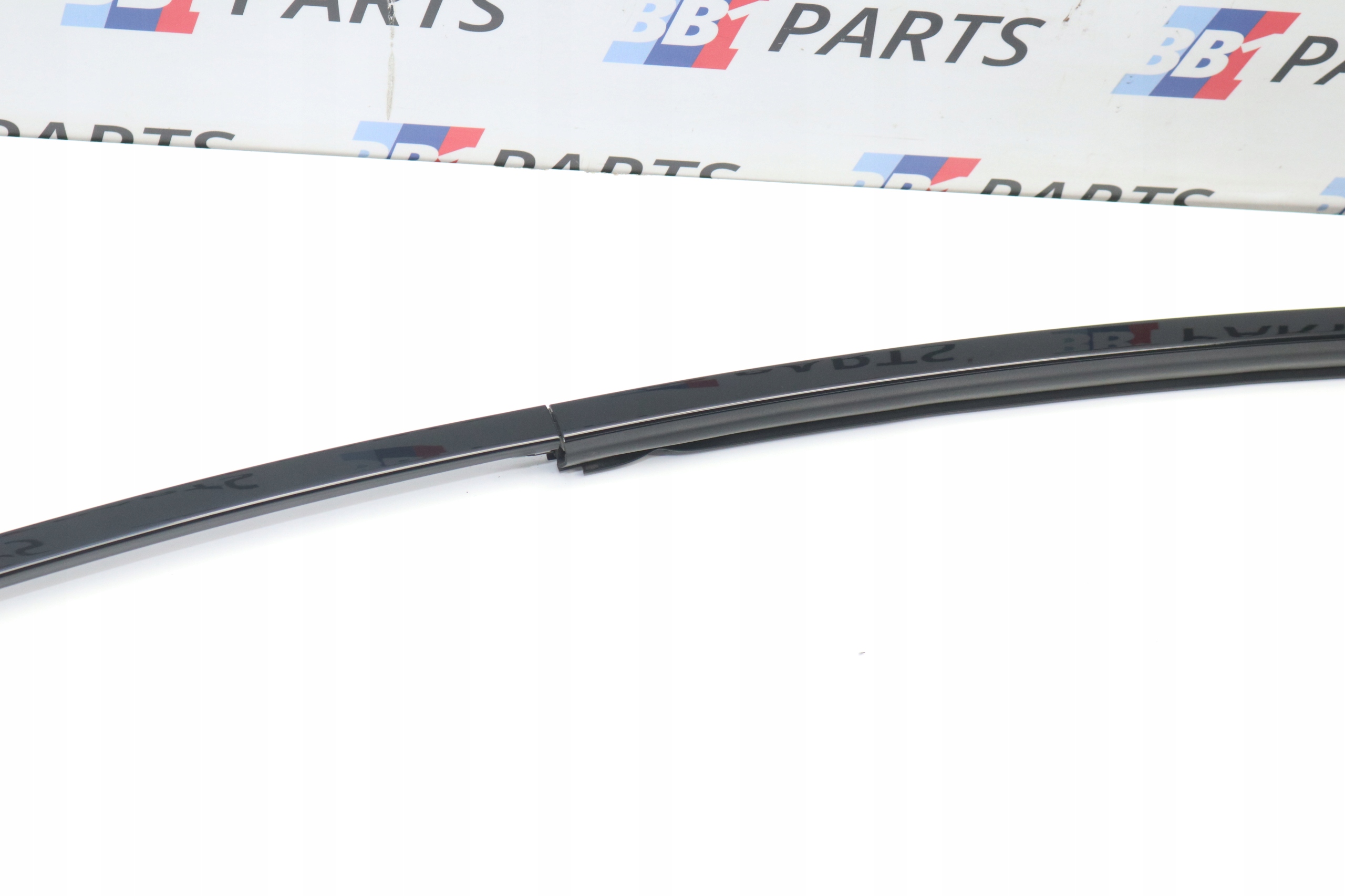 BMW G26 I4 lišta streŠnÁ pravá SHADOWLINE m-packet