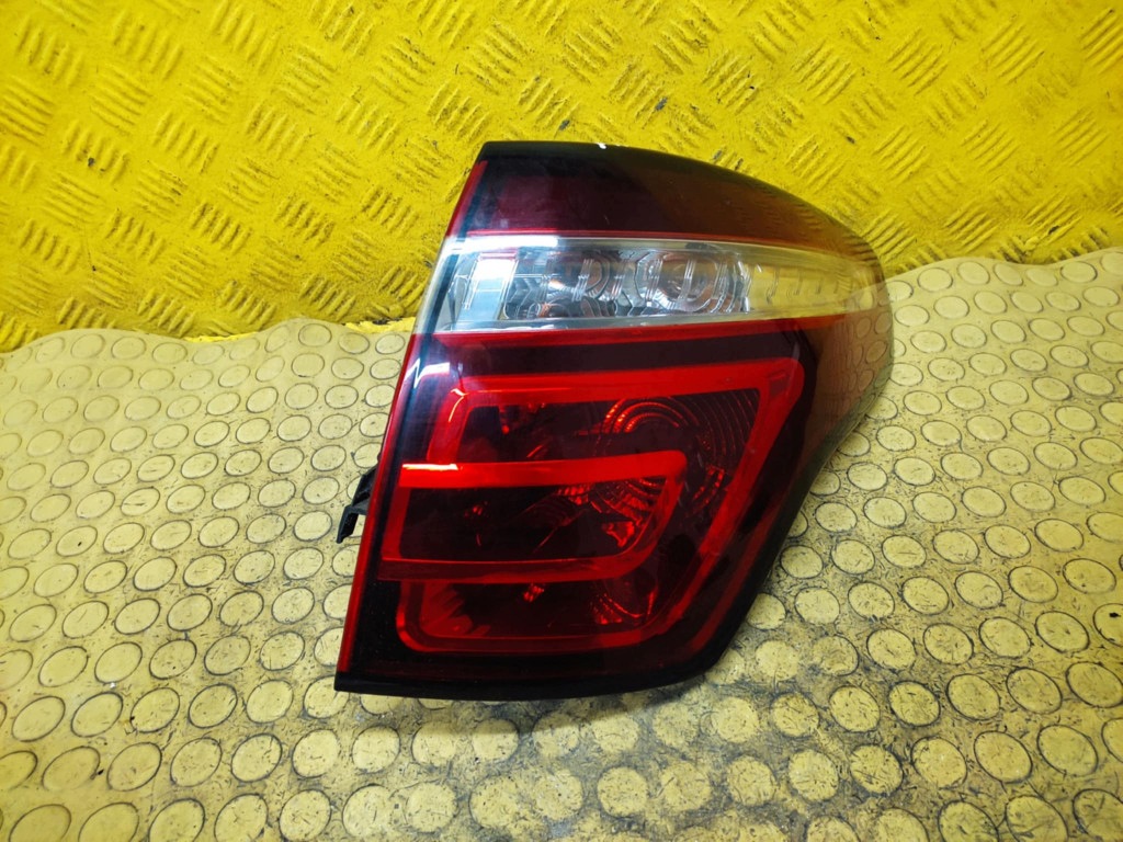 CITROEN C4 PICASSO light right rear part 9673164780