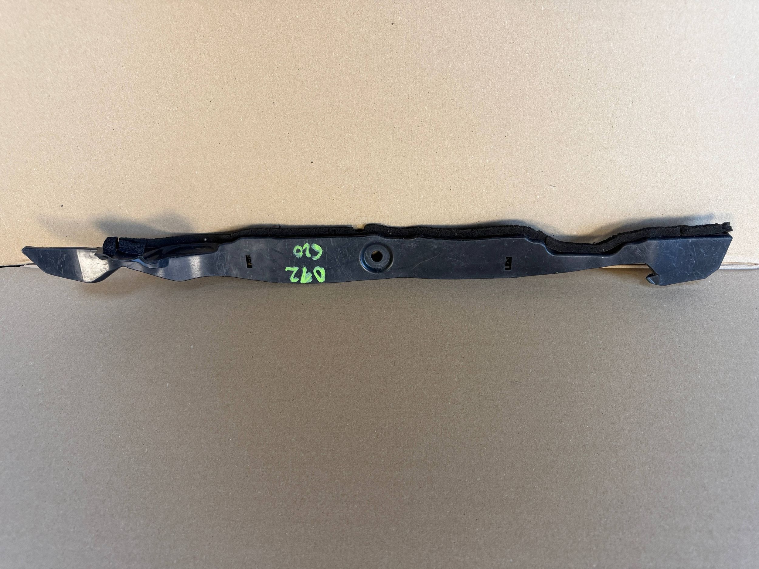 MAZDA CX-3 insonorisation sinistre avant aile D10E56396