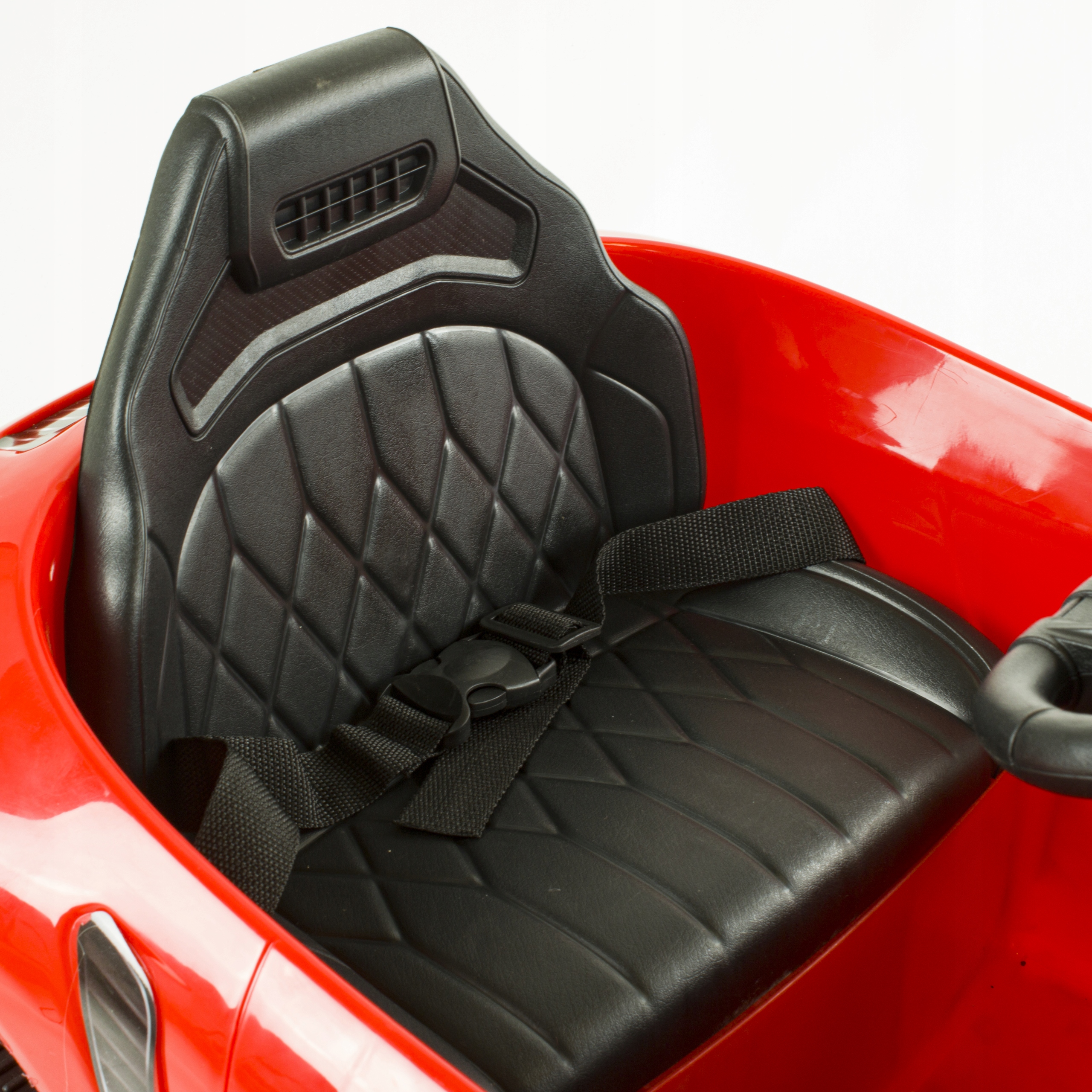 Auto na akumulator Cabrio + LED + Pilot +Bujak EAN (GTIN) 5906036800155