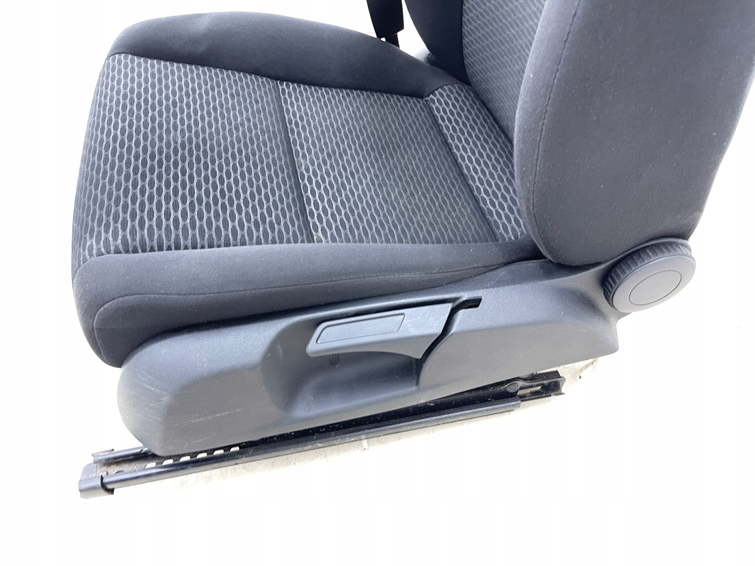 seat left front driver´s VW GOLF V HB 5D EU