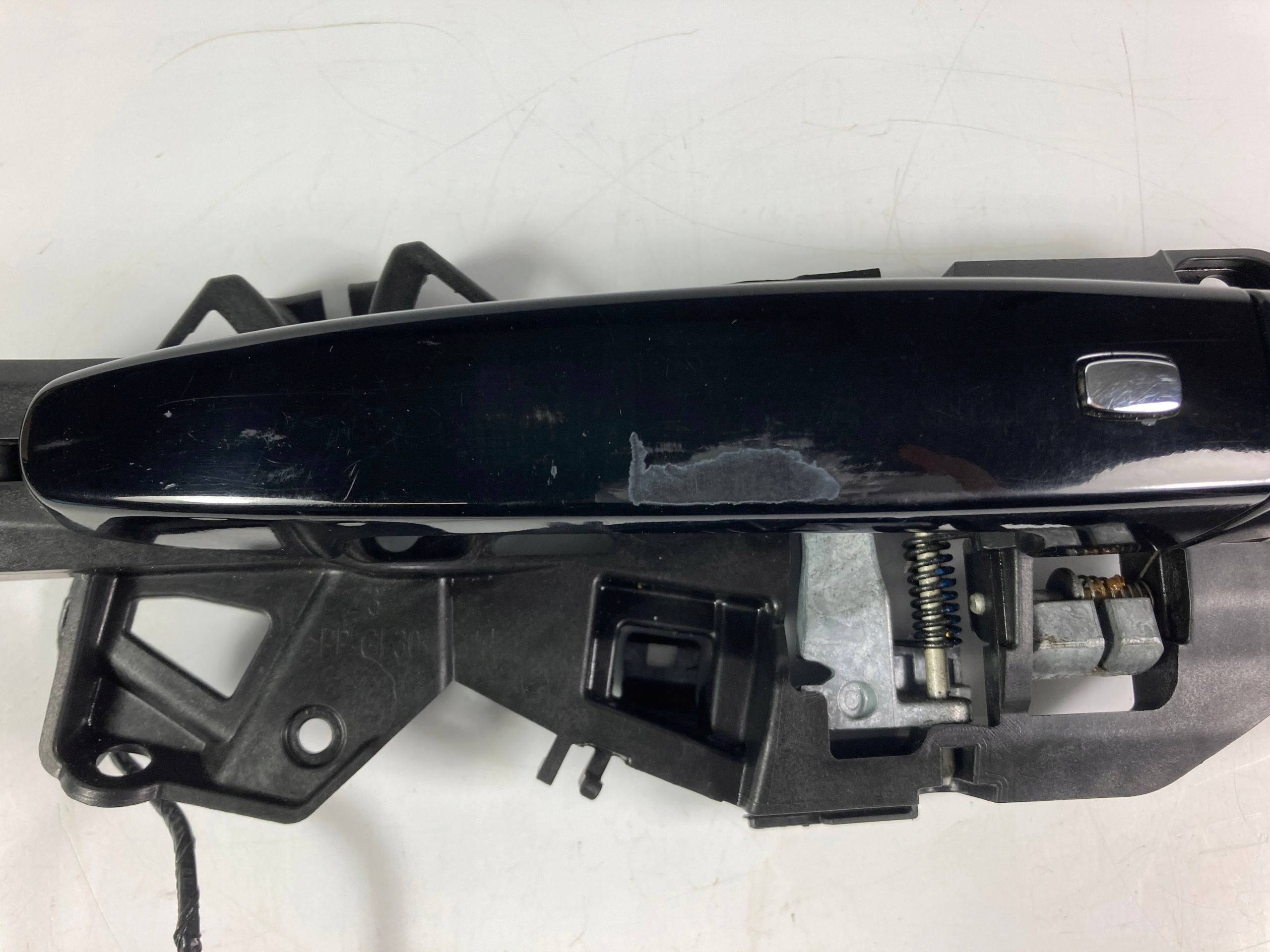 Chevrolet Camaro handle exterior left 4 pin Keyless 2016-24