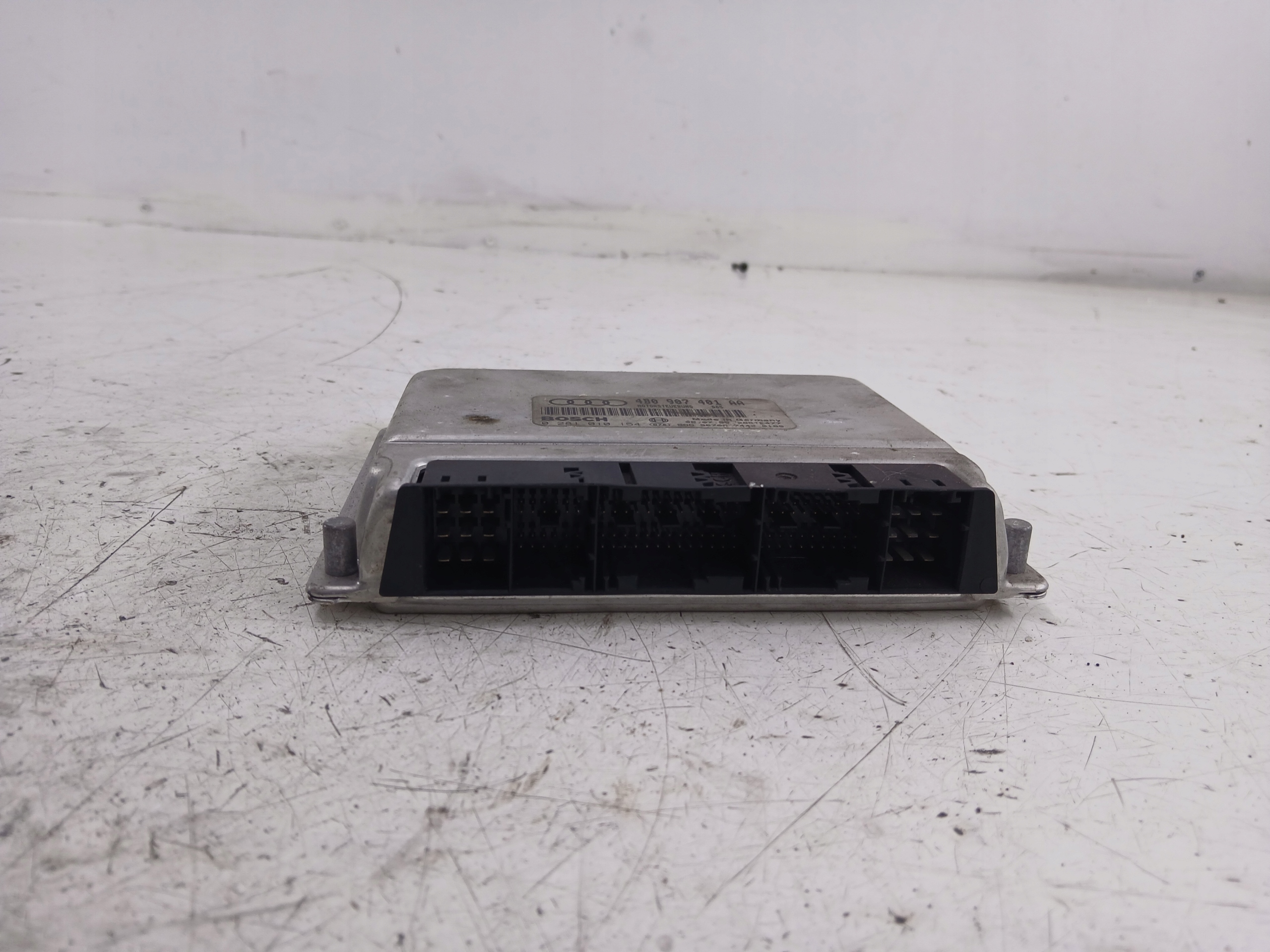 AUDI A6 C5 2.5 TDI control unit of the engine 4B0907401AA