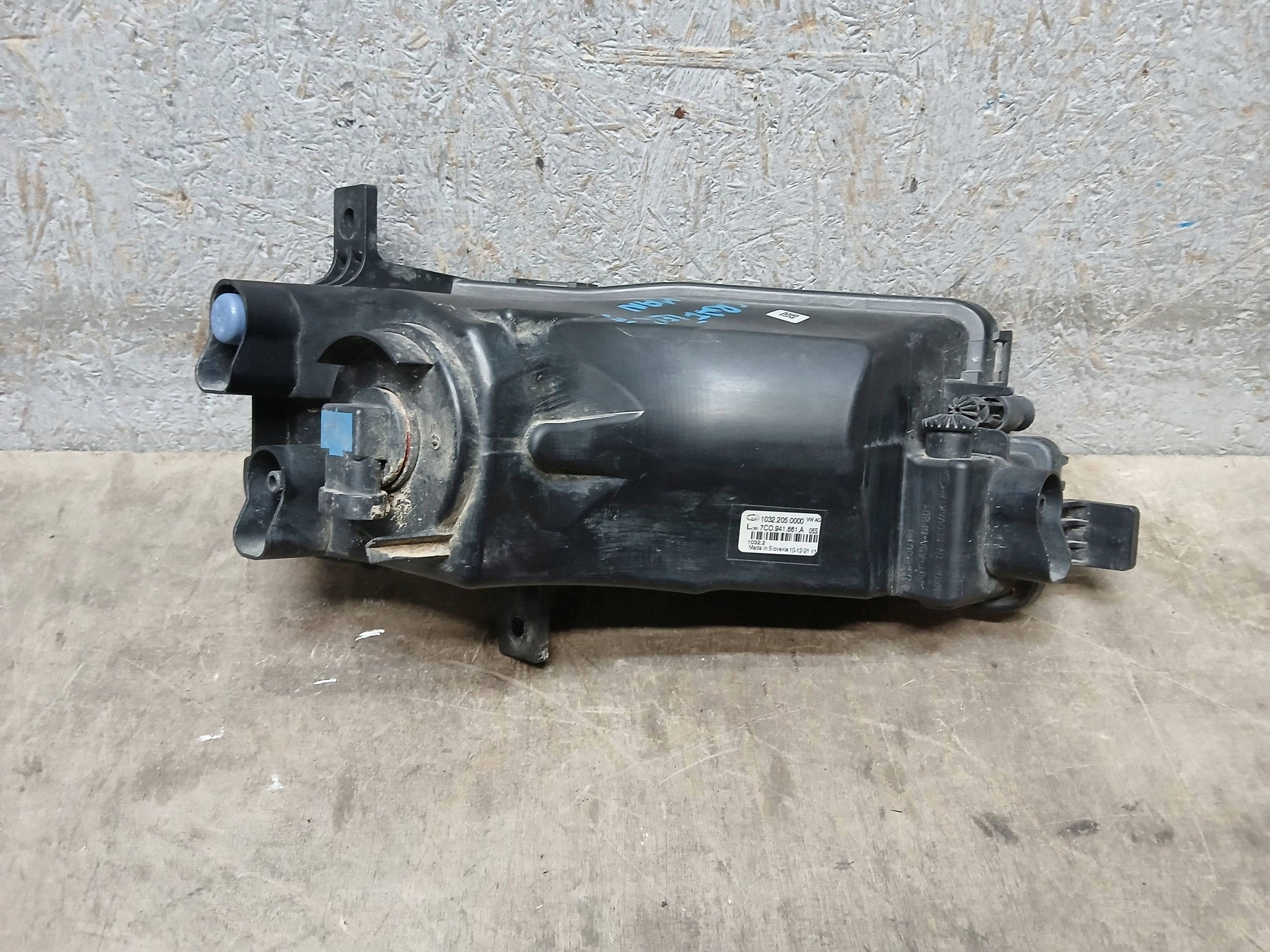 fog light front left VW CRAFTER II 2 MAN TGE 7C0941661A