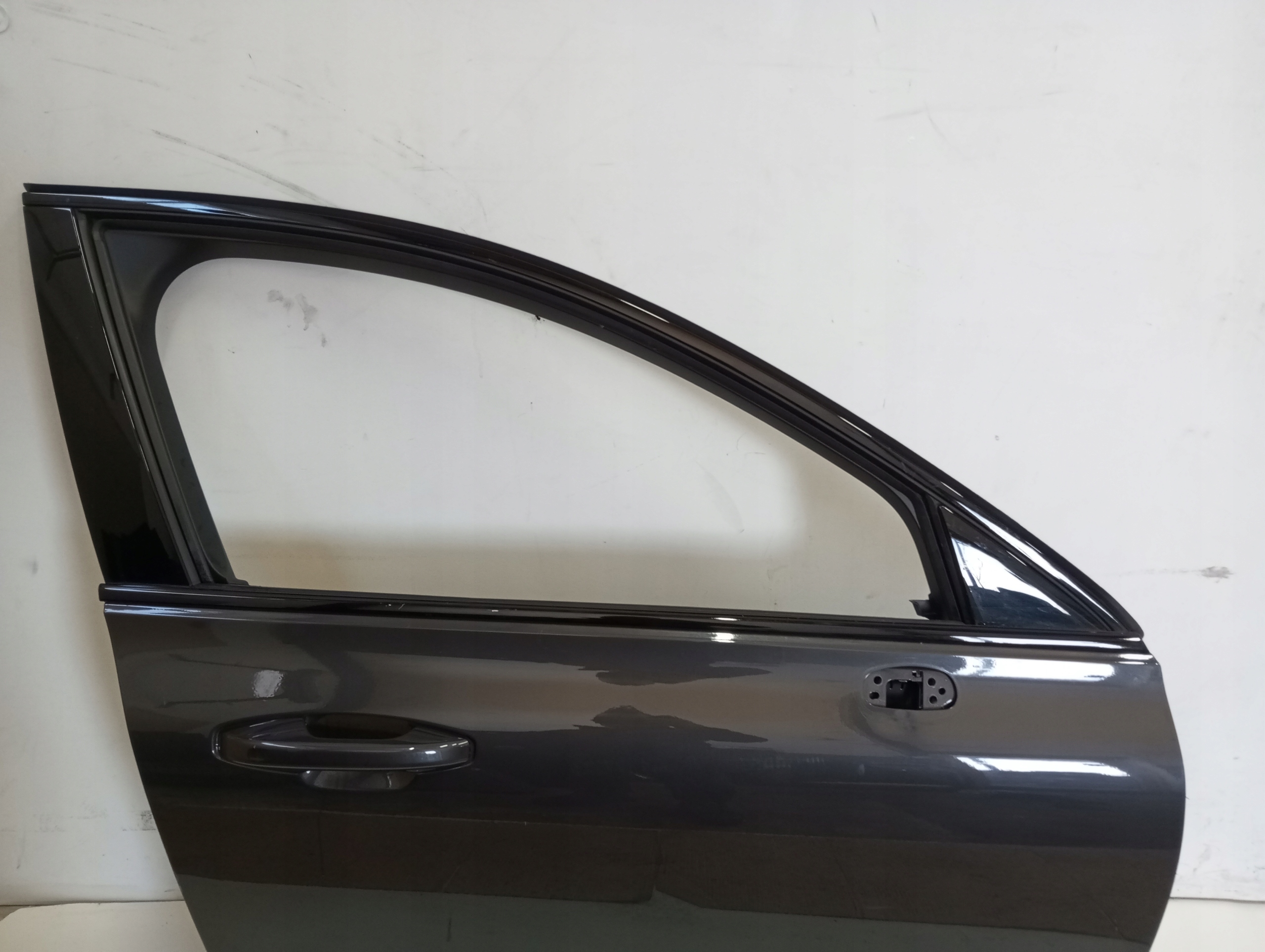 door right front VOLVO V60 24R